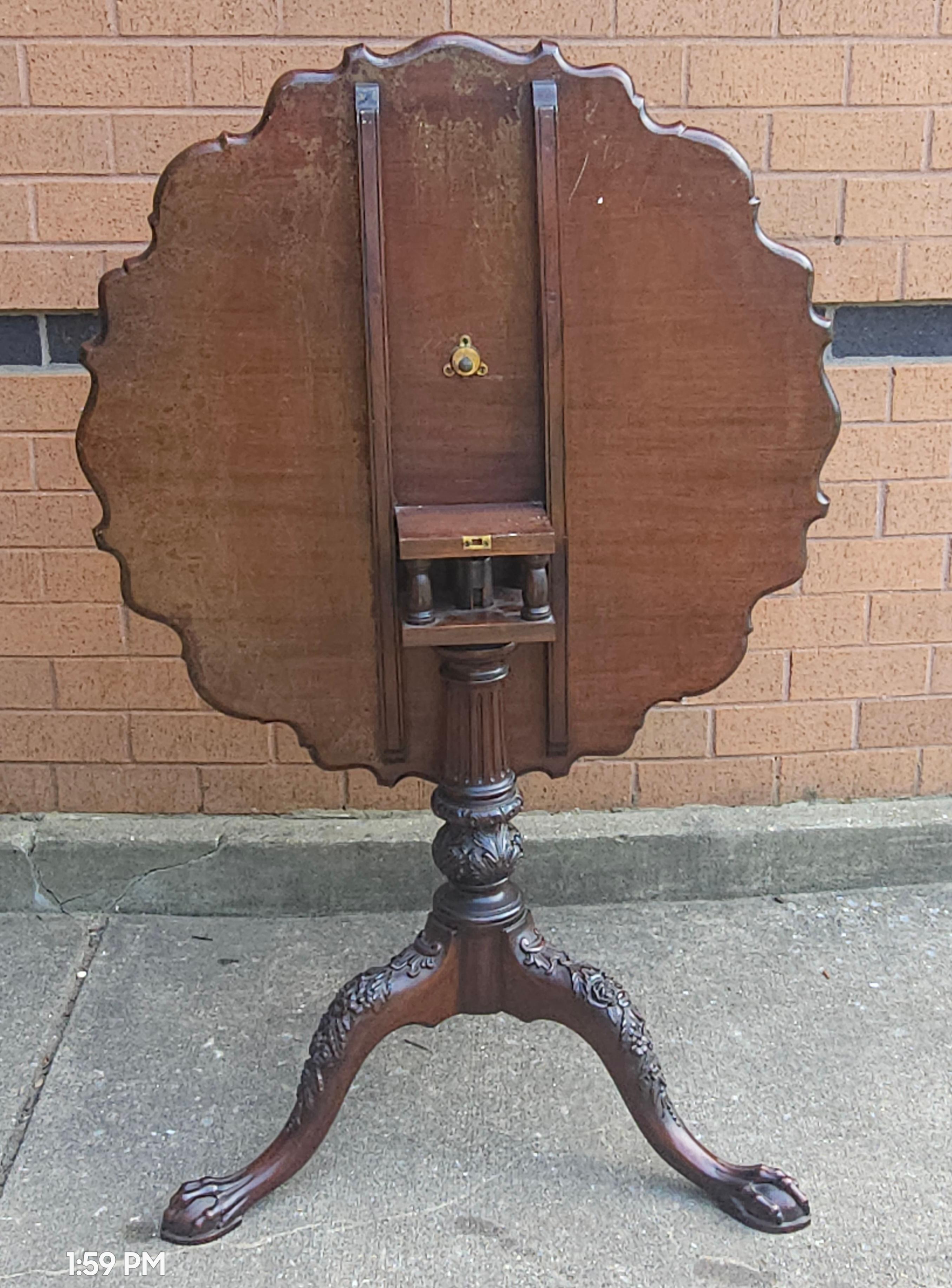 Potthast Bros Hancrafted Chippendale Style Carved Mahogany Tilt Top Tea Table For Sale 4