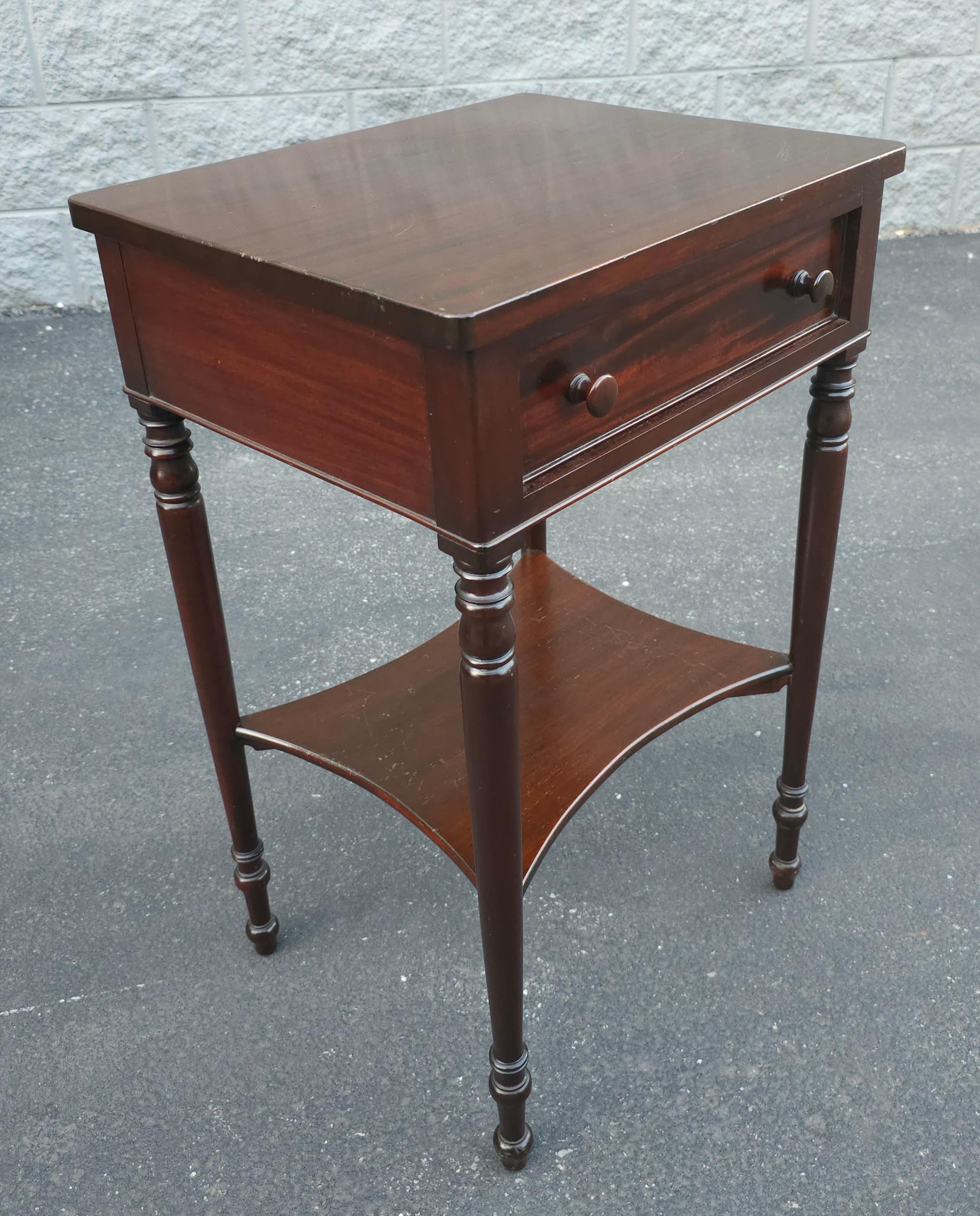 Potthast Brothers Mid Century American Federal Mahogany Handcrafted Side Table For Sale 4