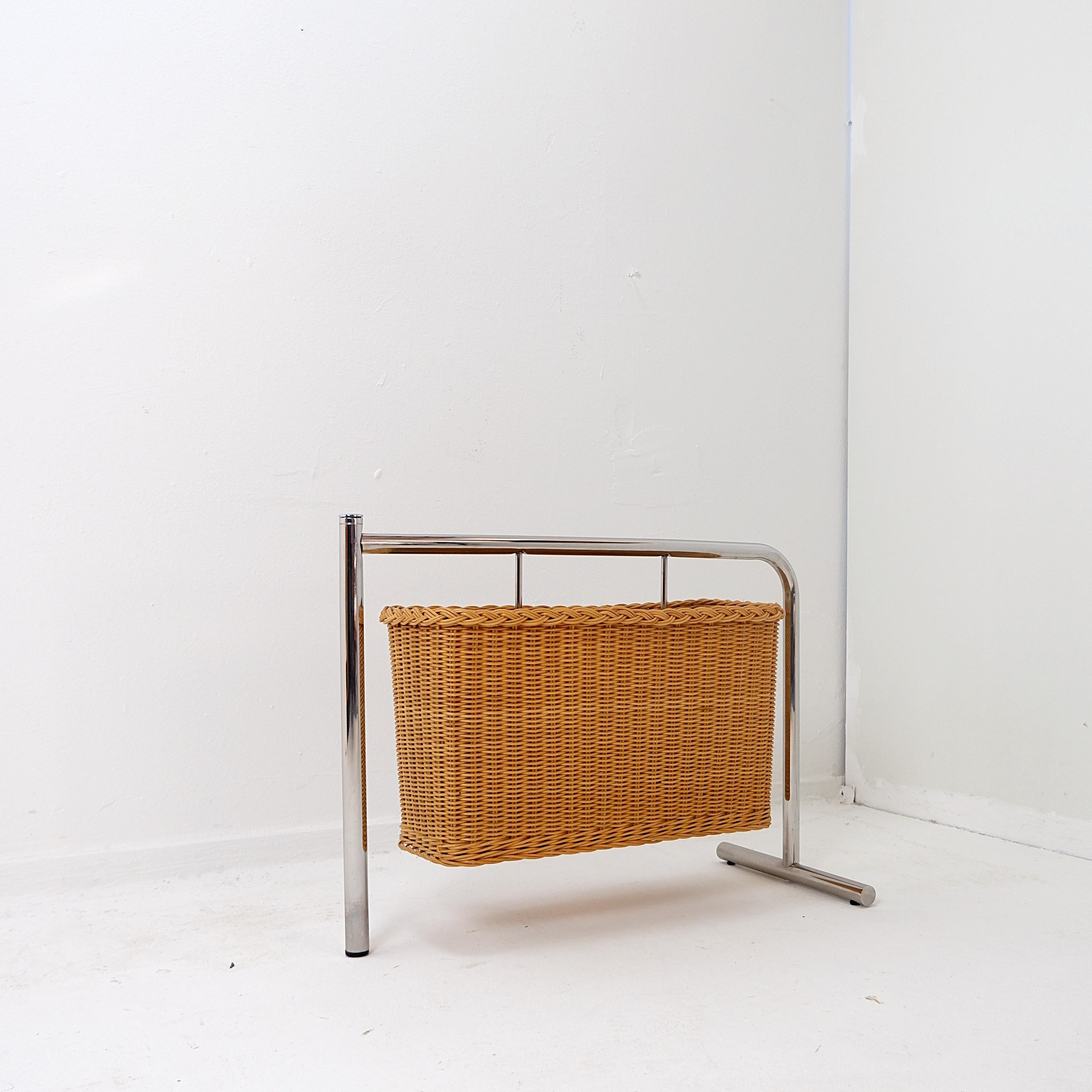 Mid-Century Modern 'Potto' Magazine Holder by Andrea Branzi for Zanotta, 1980s