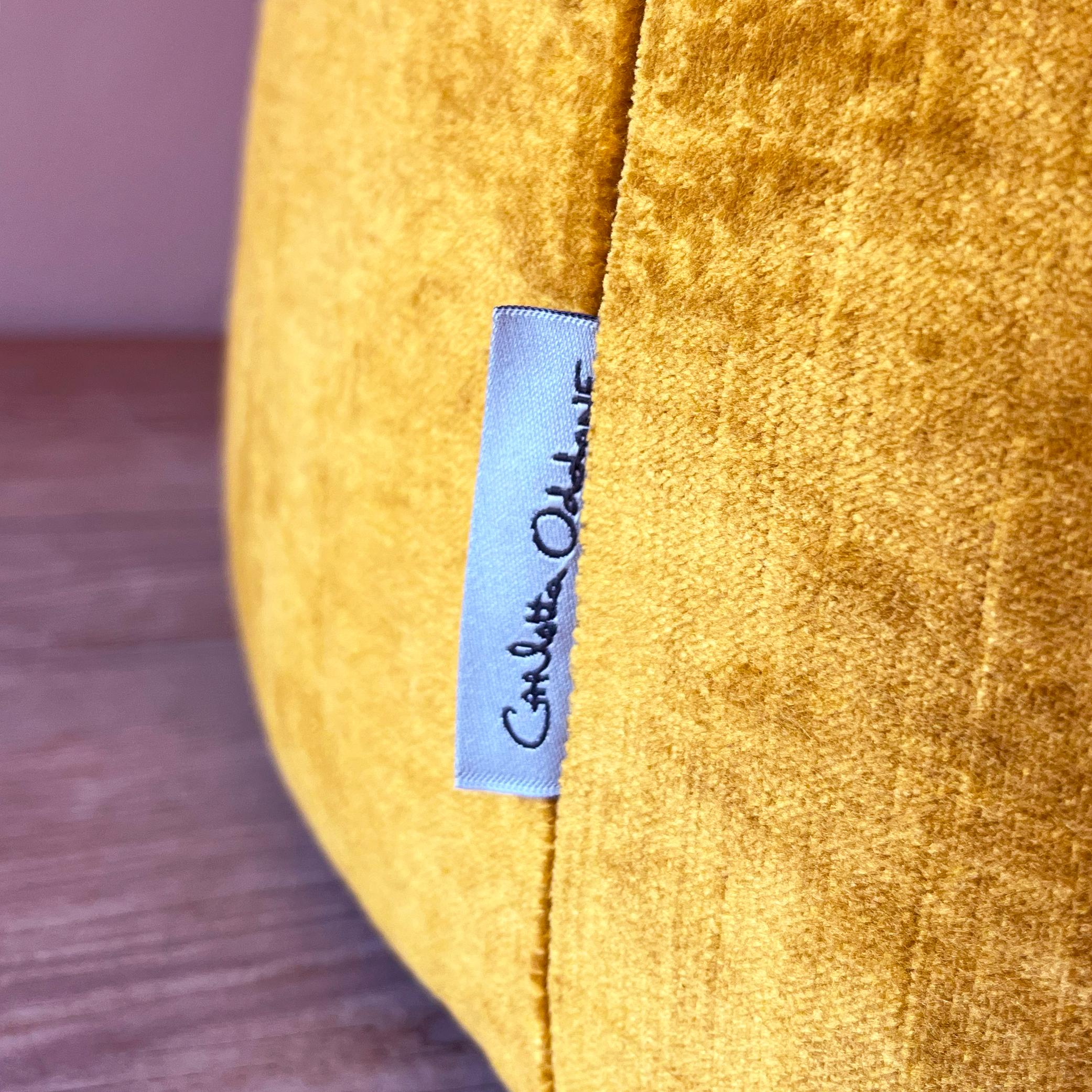 Pouf artigianale in velluto beige e giallo Neuf - En vente à Torino, IT