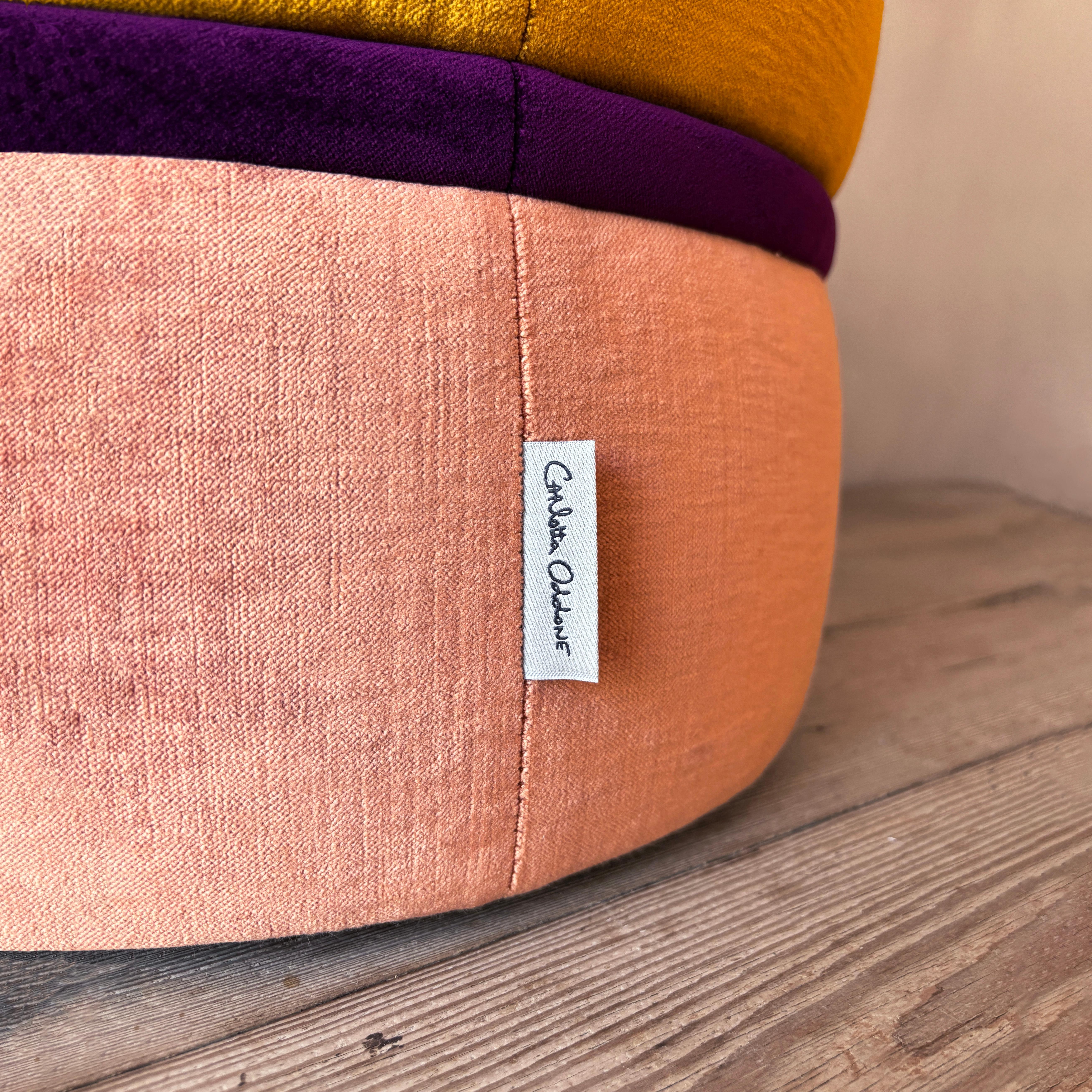 Pouf en velours rose et or fabriqué à la main Neuf - En vente à Torino, IT