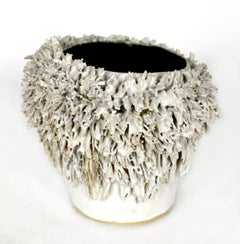 Pouf-Gefäß aus glasierter Keramik von Trish DeMasi