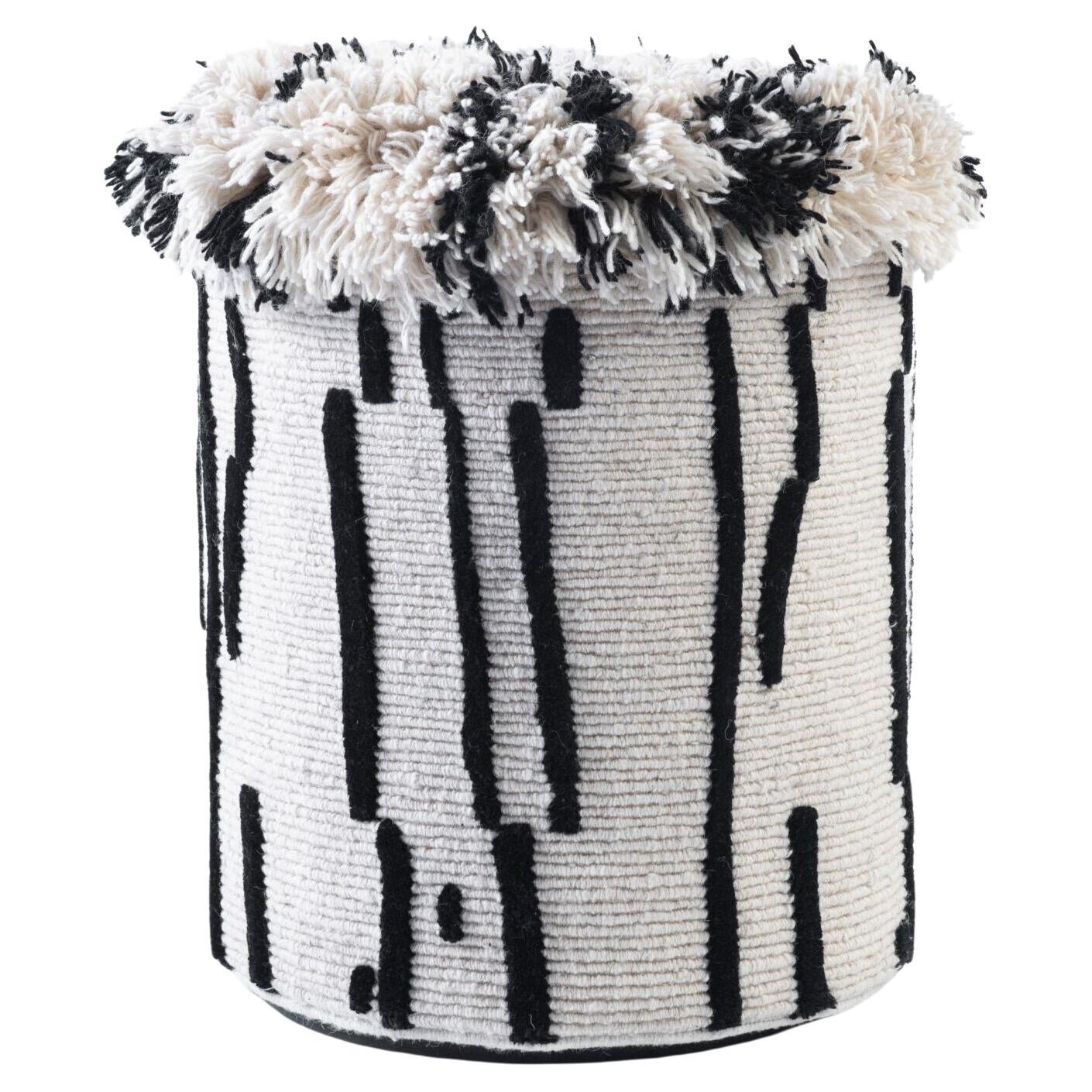 Pouf Charaktere Cuno by Lyk Carpet