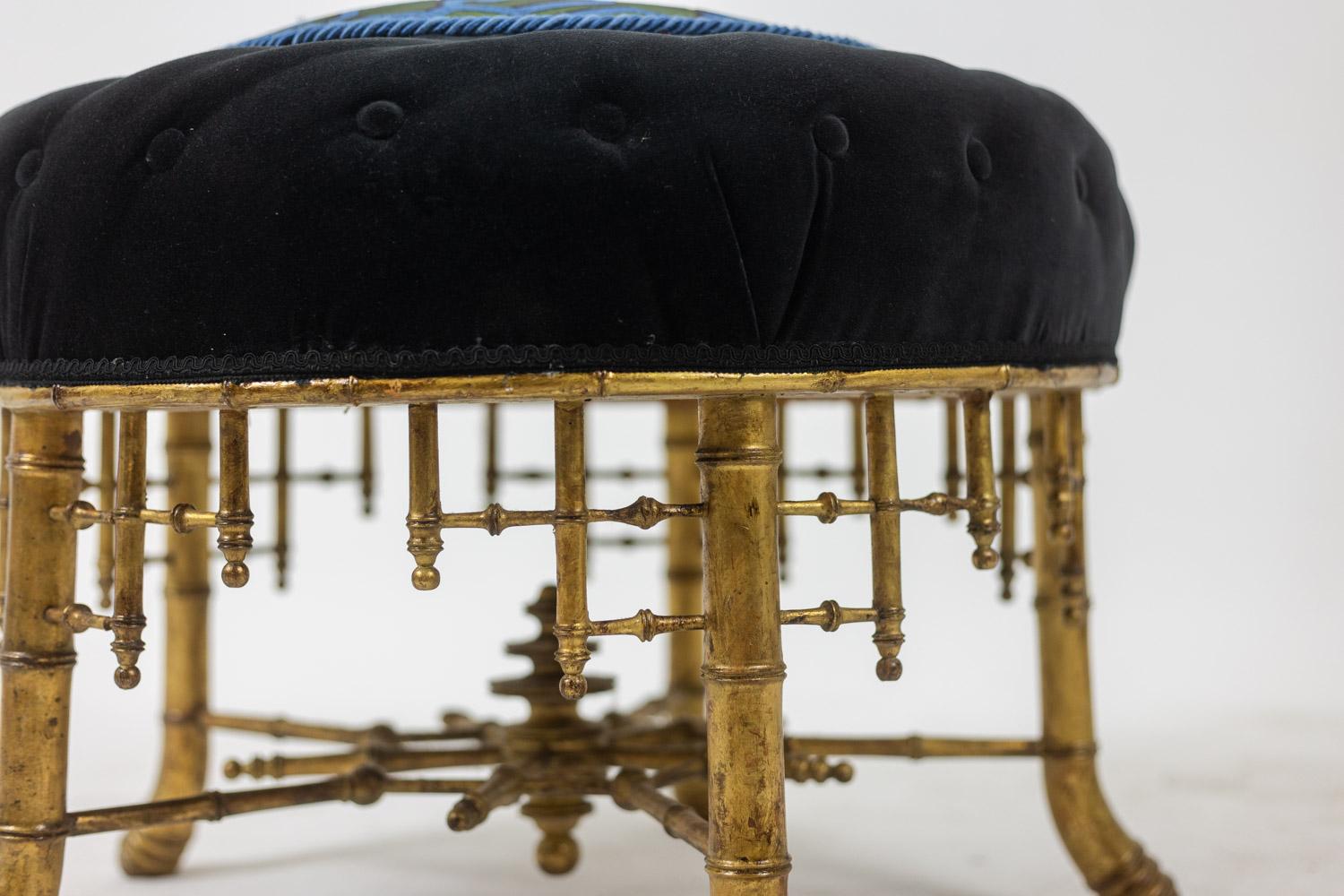 Pouf in gilded wood in imitation of bamboo. Circa 1880. In Excellent Condition For Sale In Saint-Ouen, FR