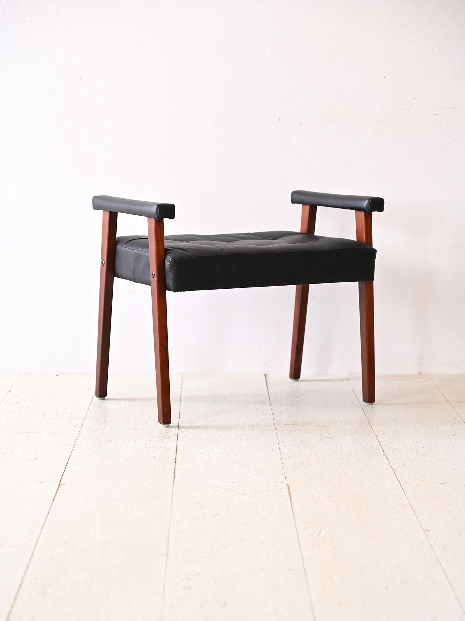Scandinavo moderno Pouf originale vintage in vendita