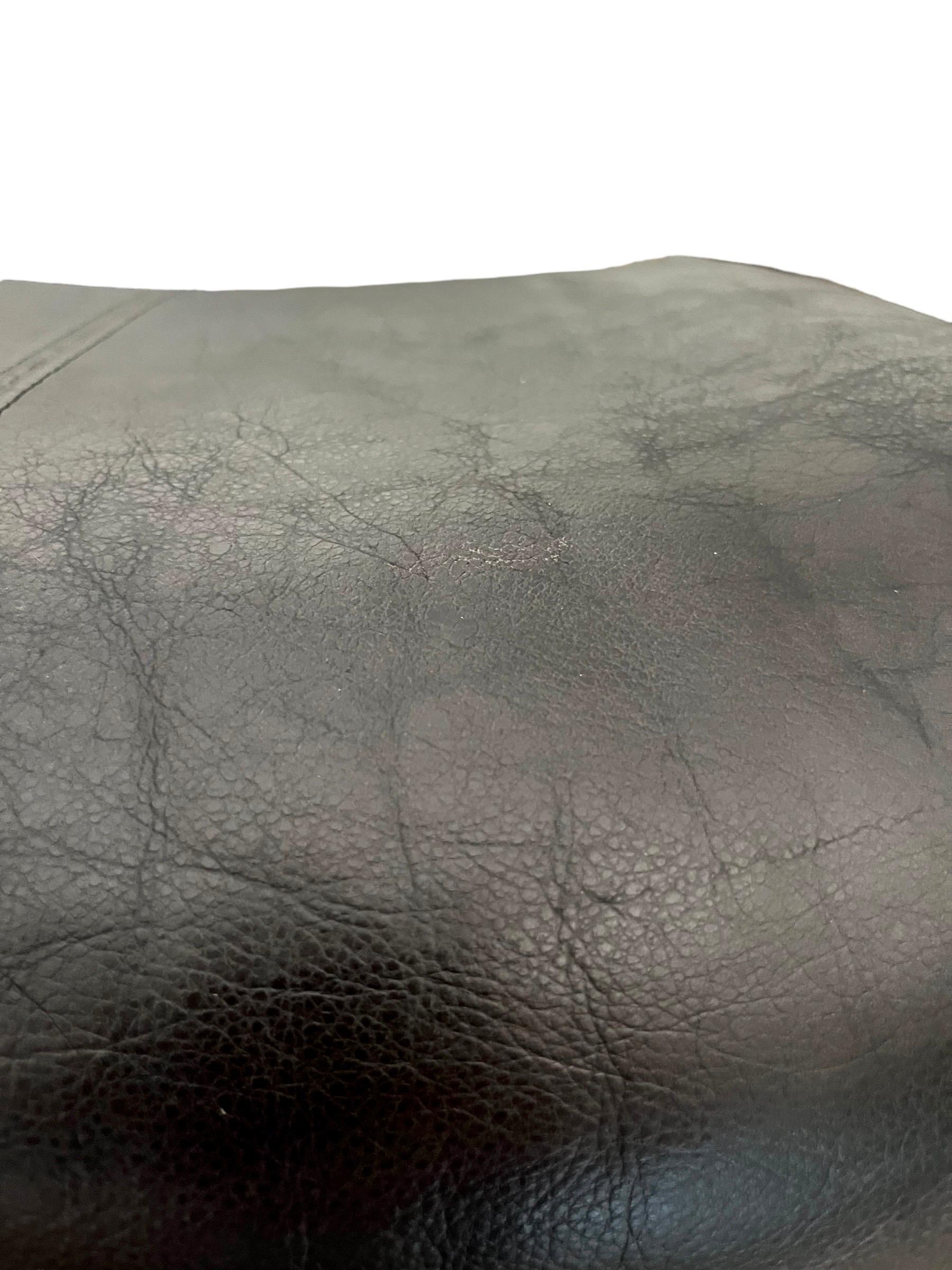 Pouf et repose-pieds en cuir norvégien Hjellegjerde, Norvège, années 1970 en vente 7