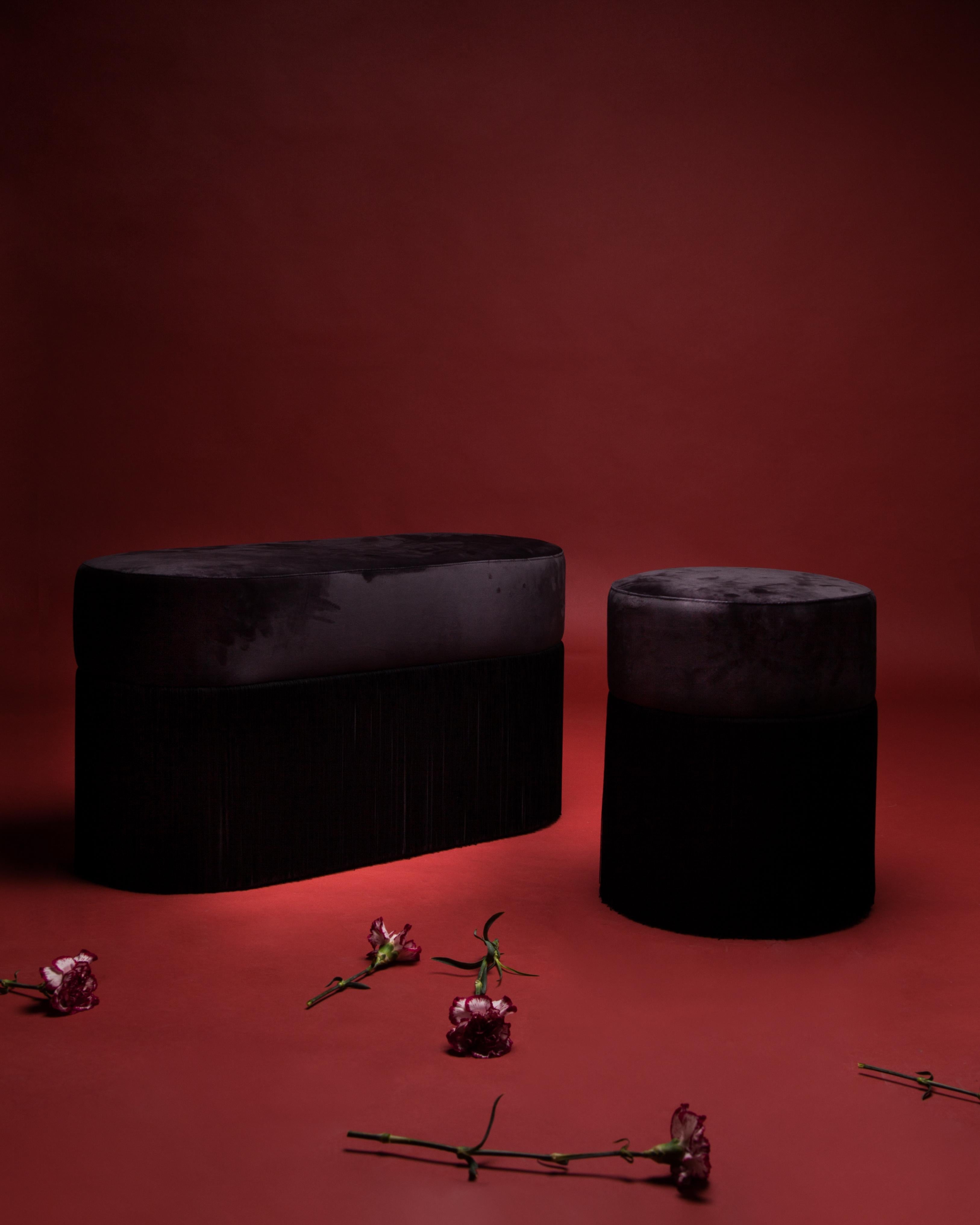 Pouf Pill S Contemporary Sculptural Pouf with Velvet and Fringes by Houtique In New Condition For Sale In Geneve, CH