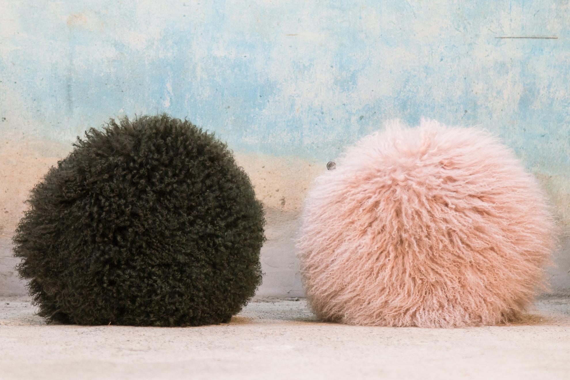 Pouf Pink /Green, Curly Sheep Skin, Upholstery and Metal Restored For Sale 3