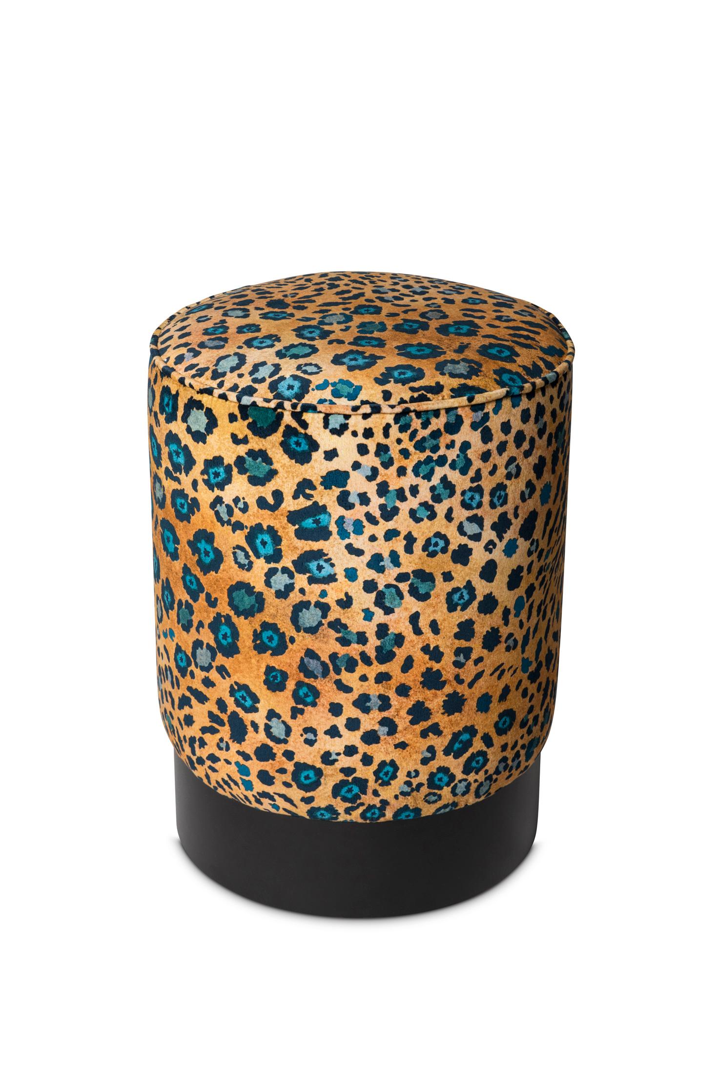Available in two unique colors, the Safari Spot Velvet Pouf showcases the beautiful natural pattern of a leopard.
Self-piped velvet fabric sits atop a powder-coated black base. Perfect to use as a stool, additional seating, or decorative accent. 