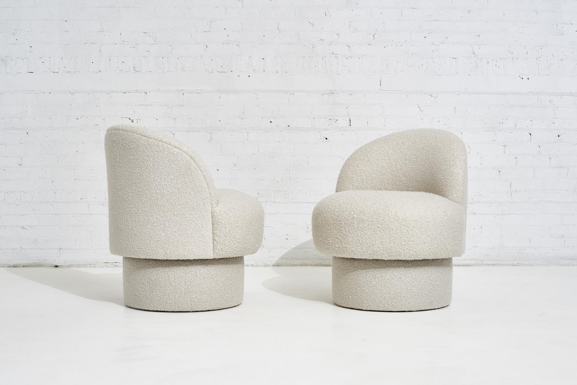Mid-Century Modern Pouf Swivel Chairs in White Boucle