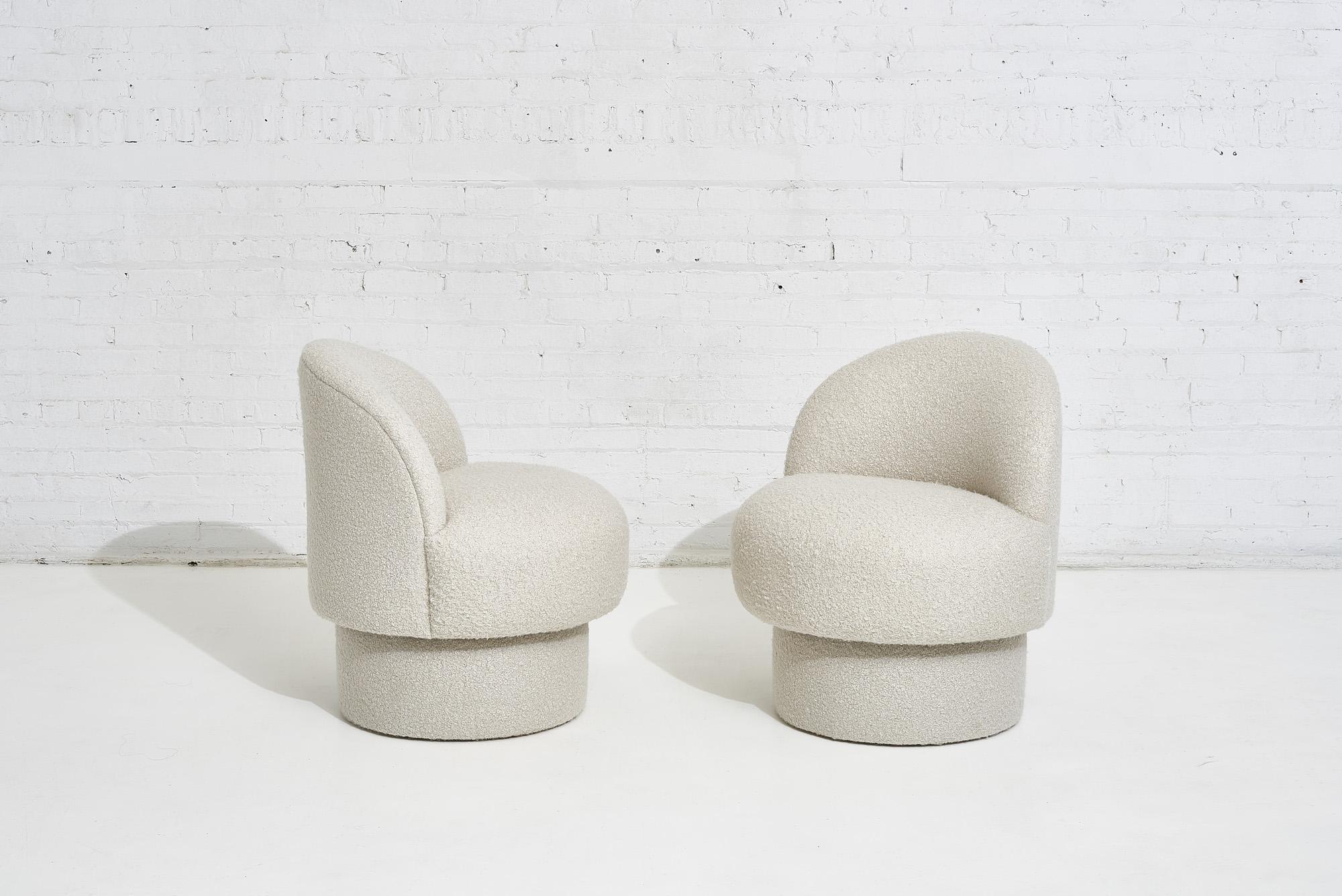 American Pouf Swivel Chairs in White Boucle