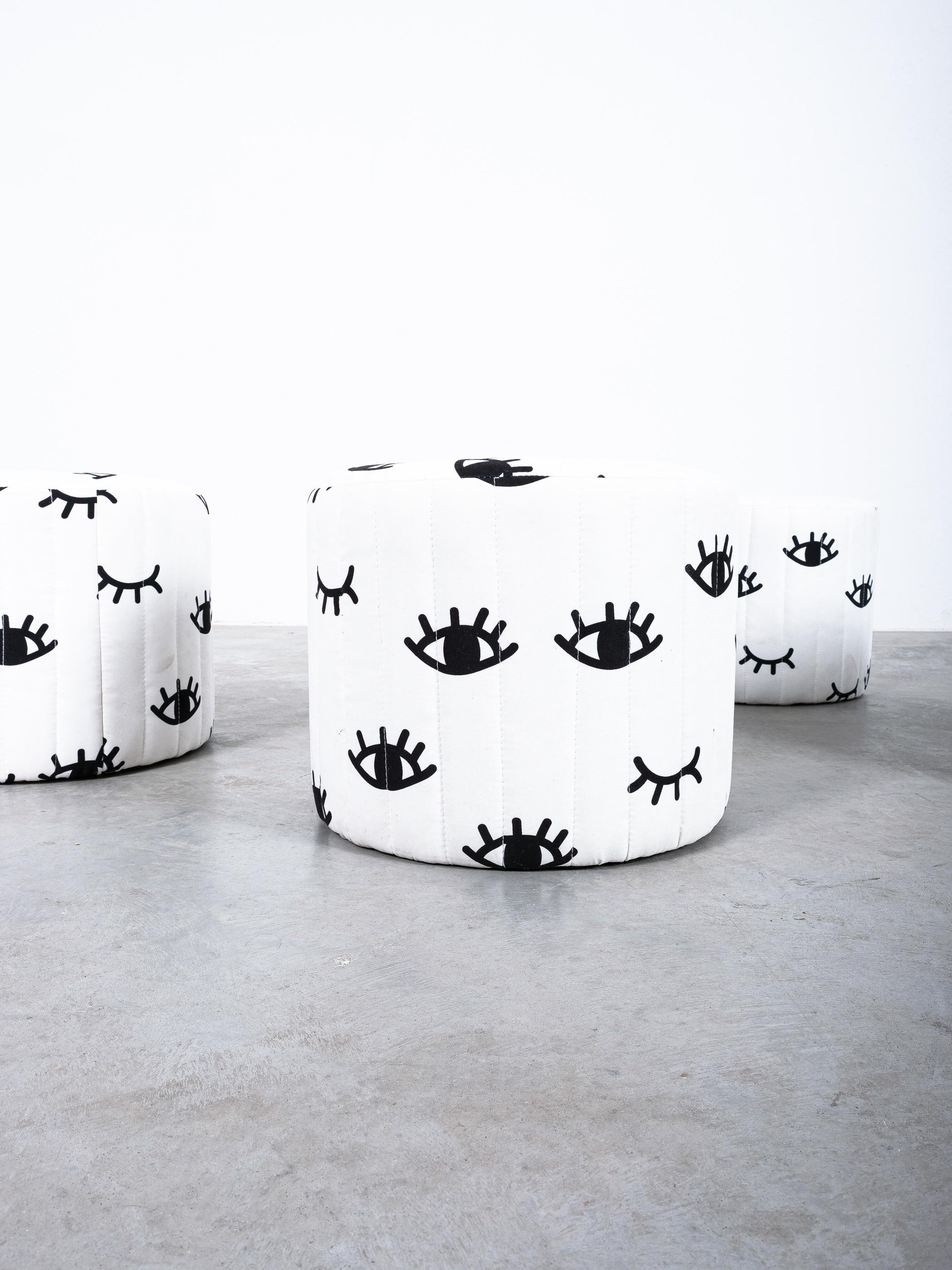 Coussins de tabouret noirs à œils noirs et blancs, années 1970, Italie en vente 1