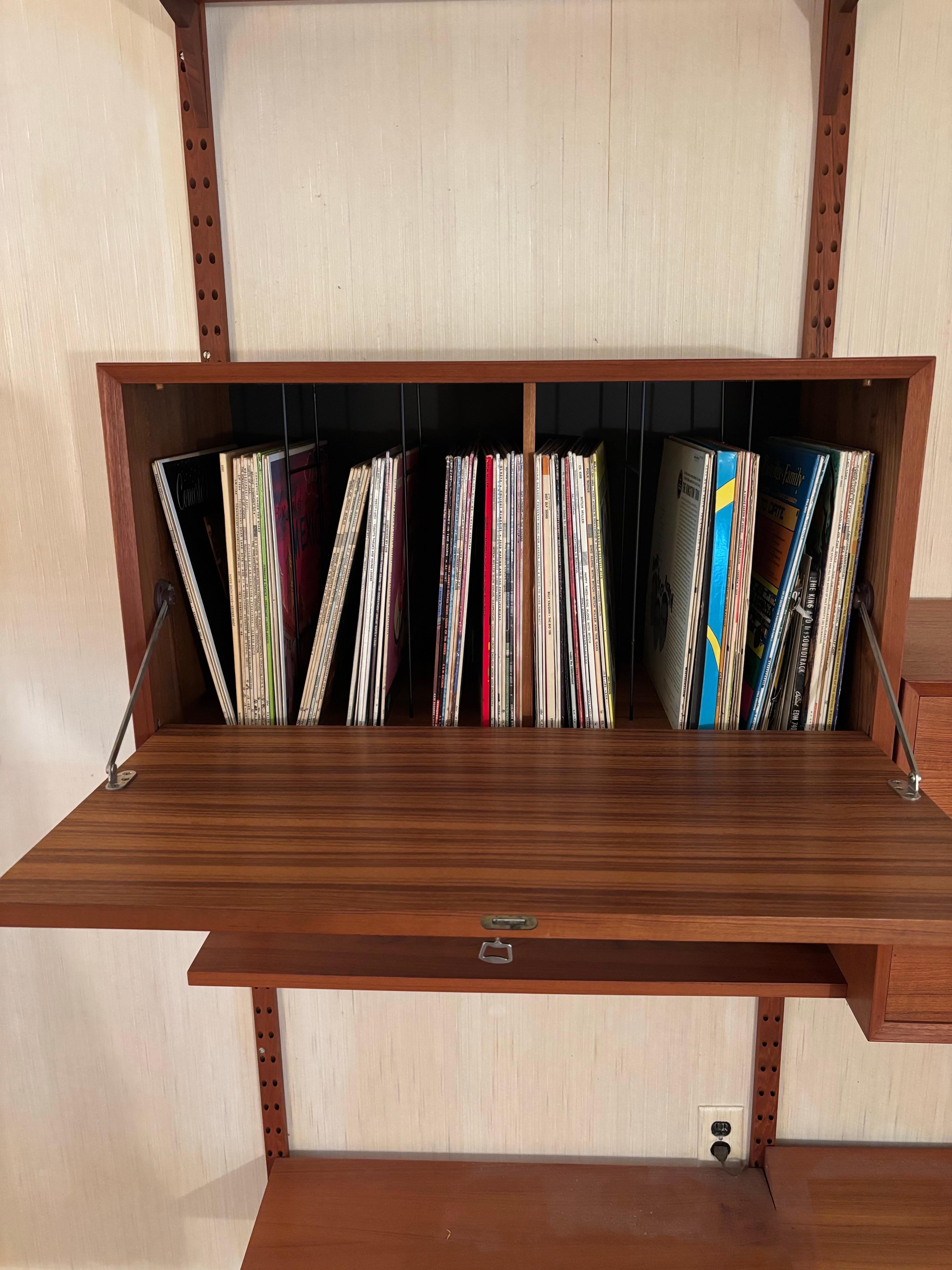 Poul Cadovius 3 Bay Teak Wall Unit with Rare Light! For Sale 4