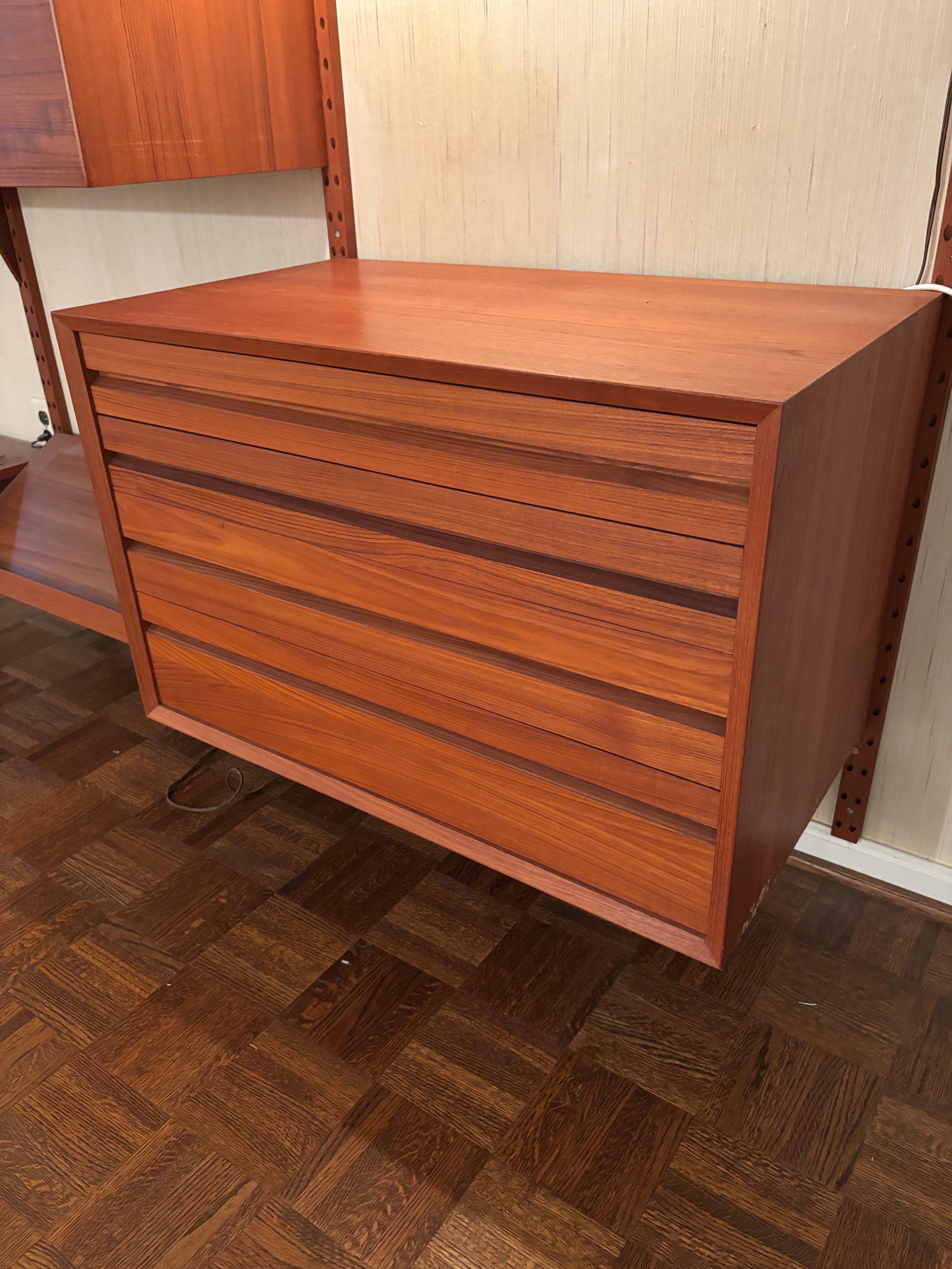 Poul Cadovius 3 Bay Teak Wall Unit with Rare Light! For Sale 3
