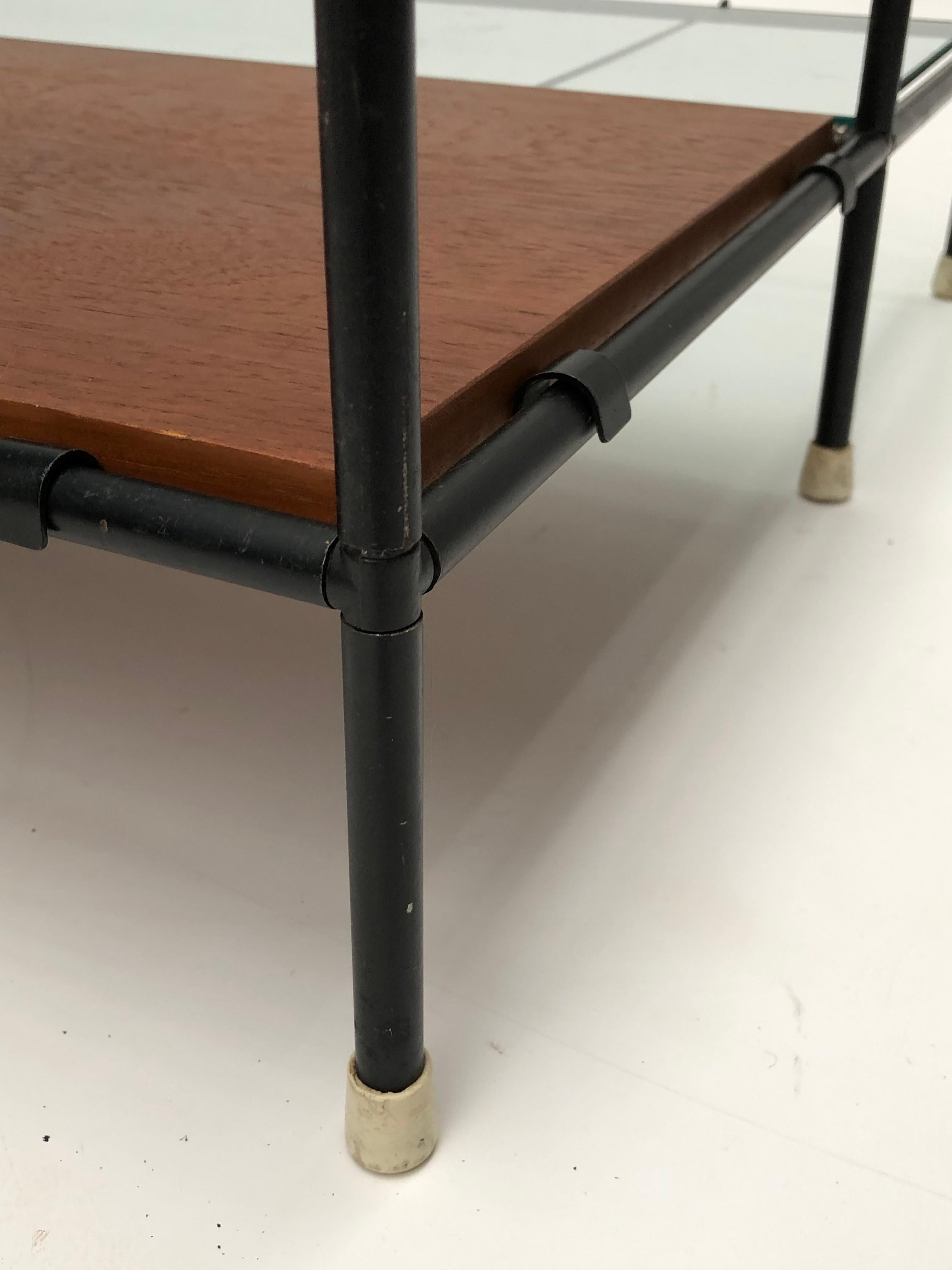 Expositor modular de metal, teca y cristal 