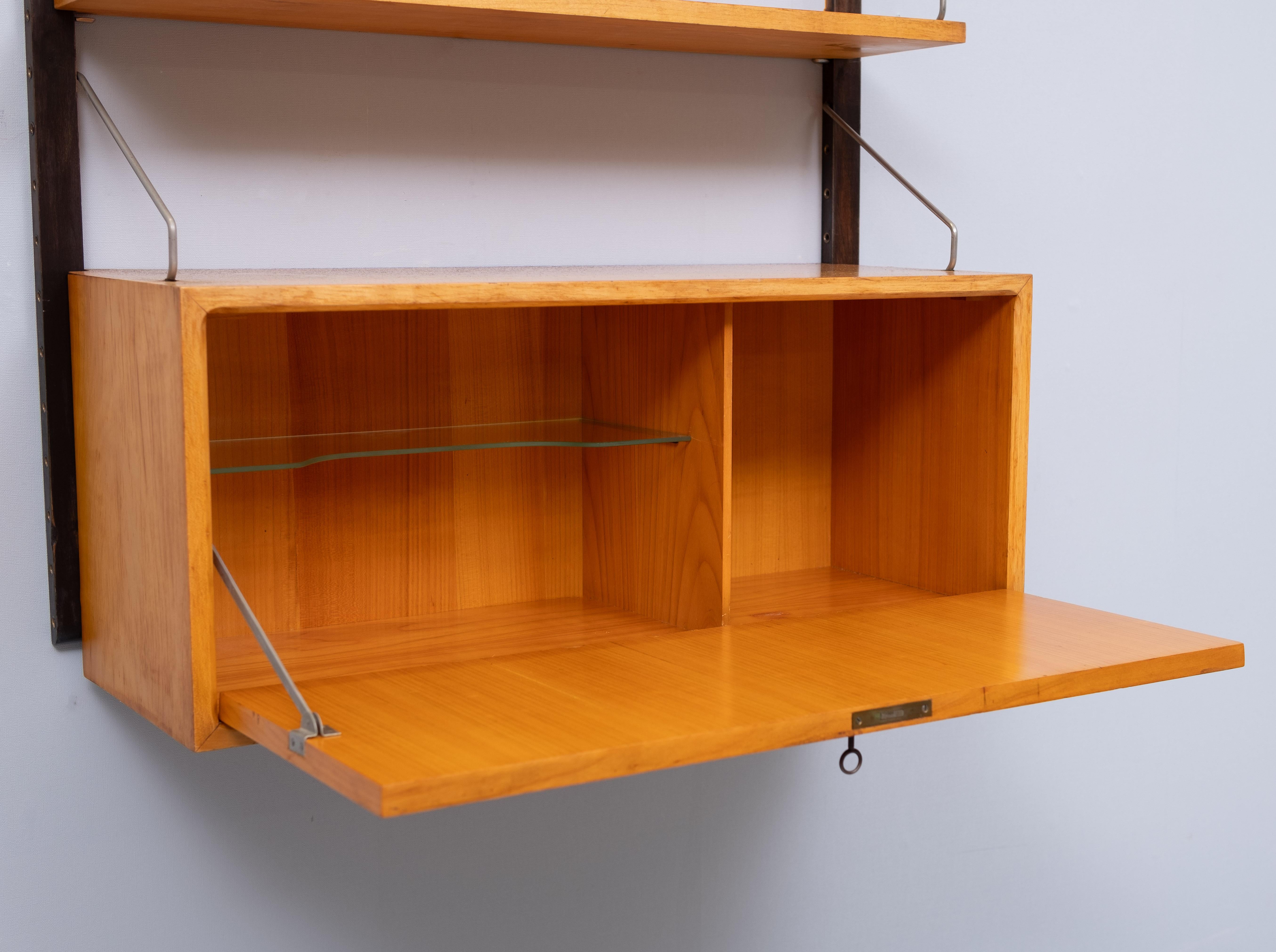 Poul Cadovius Beechwood wall unit  1950s Denmark  In Good Condition For Sale In Den Haag, NL