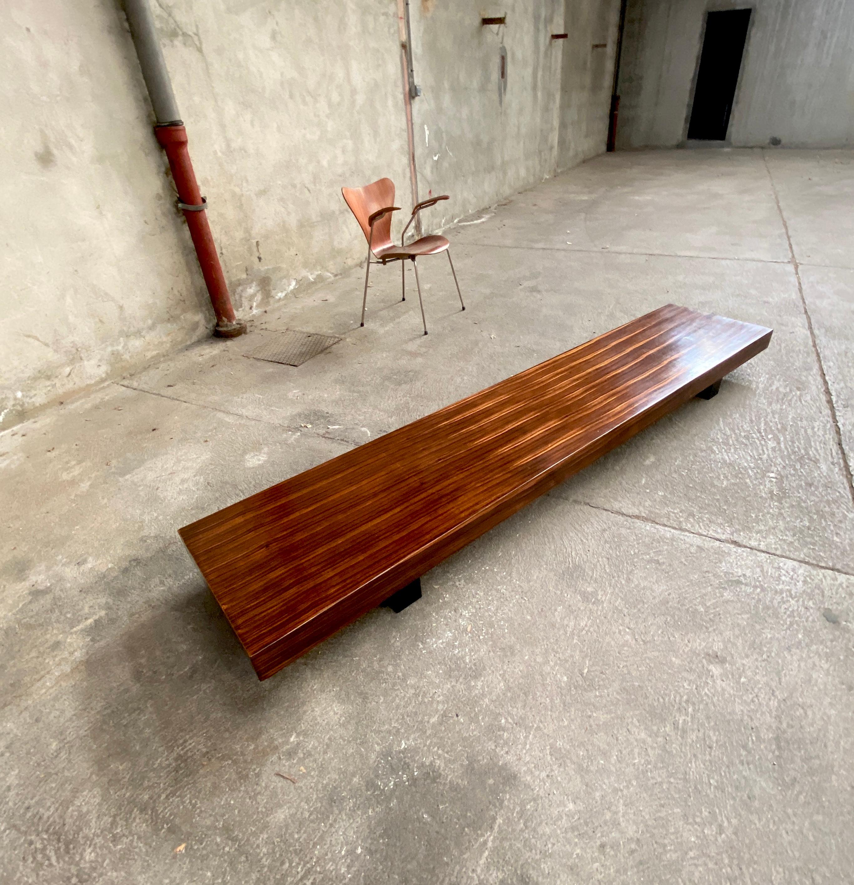 Poul Cadovius Bench Coffee Table in Rosewood In Good Condition For Sale In Grenoble, FR