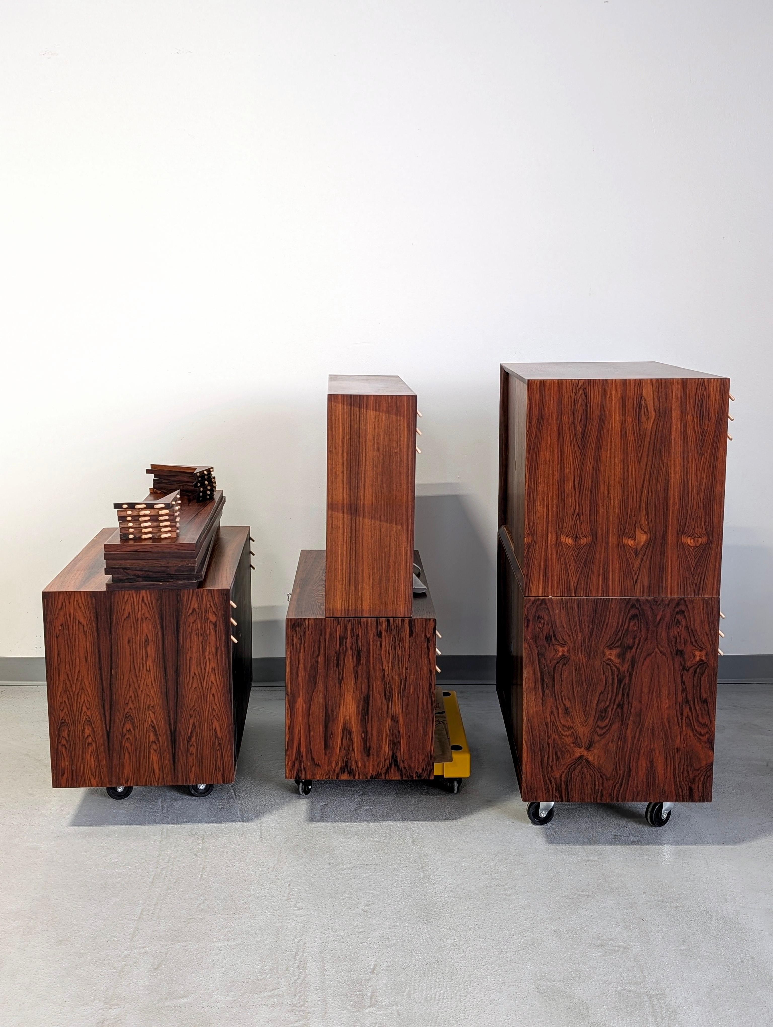 Poul Cadovius Brazilian Rosewood 3 Bay Royal Cado System In Good Condition For Sale In Lynn, MA