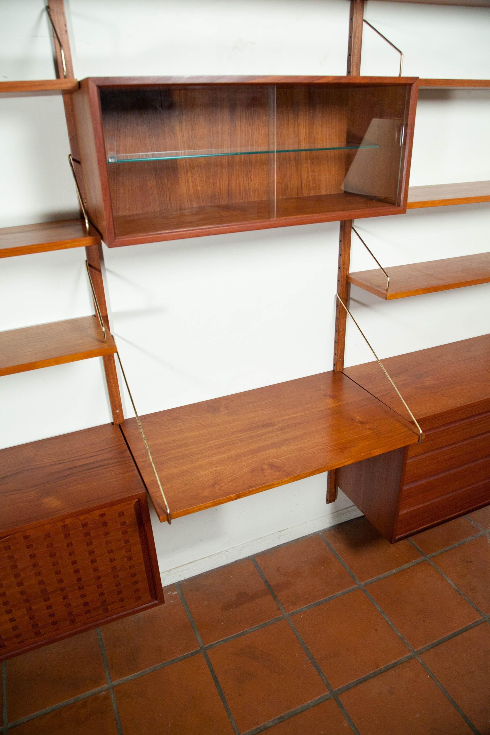 Poul Cadovius, Cado Royal System 3 Bay Teak Modular Wall Unit, Denmark, 1960s 1