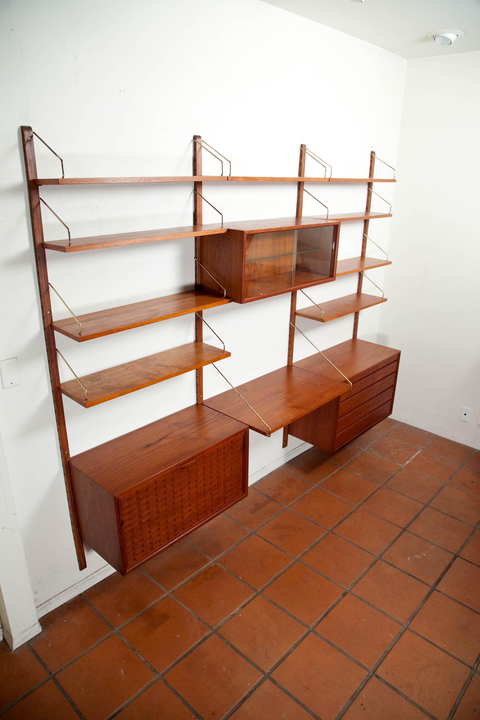 Poul Cadovius, Cado Royal System 3 Bay Teak Modular Wall Unit, Denmark, 1960s 4