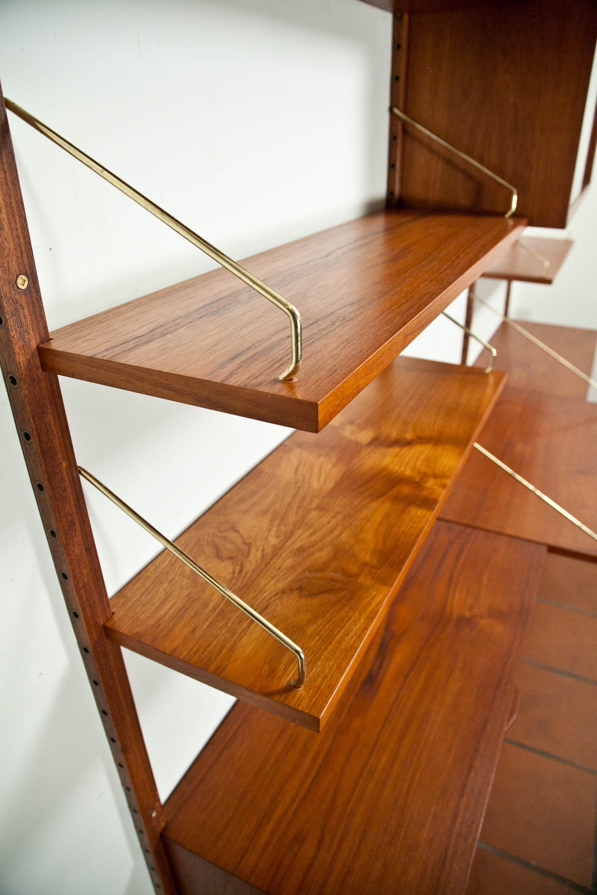 Poul Cadovius, Cado Royal System 3 Bay Teak Modular Wall Unit, Denmark, 1960s 5
