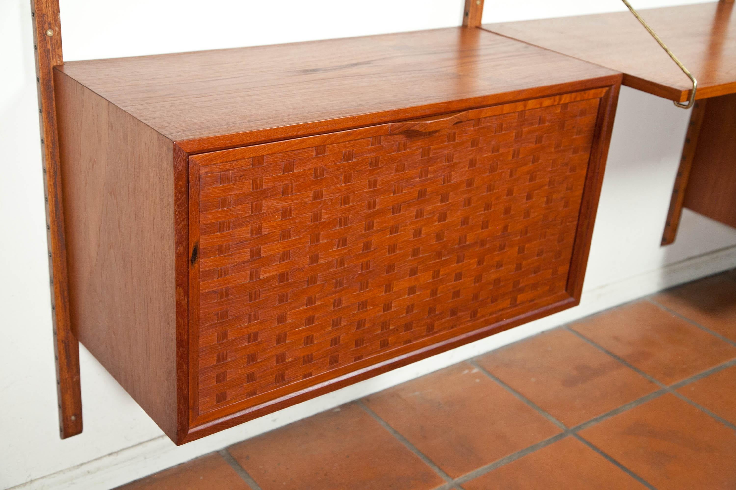 Poul Cadovius, Cado Royal System 3 Bay Teak Modular Wall Unit, Denmark, 1960s 7