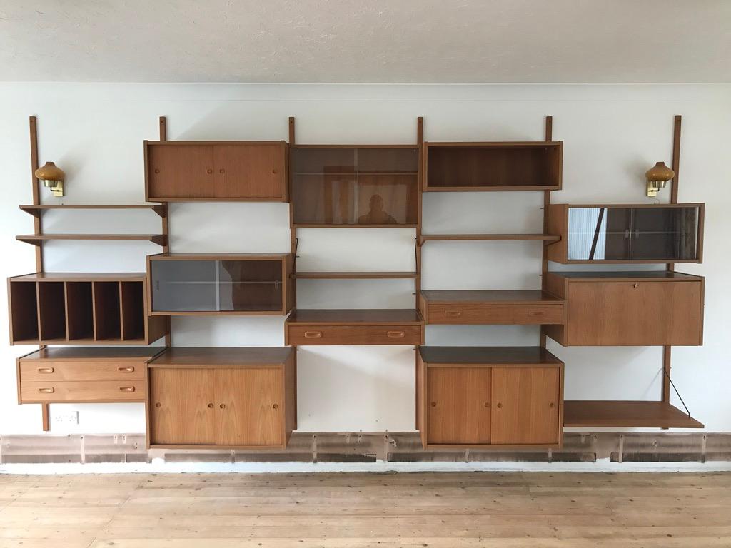 Poul Cadovius Cado Royal System Wall Unit Shelving Bookcase 1960s 1970s in Teak For Sale 1