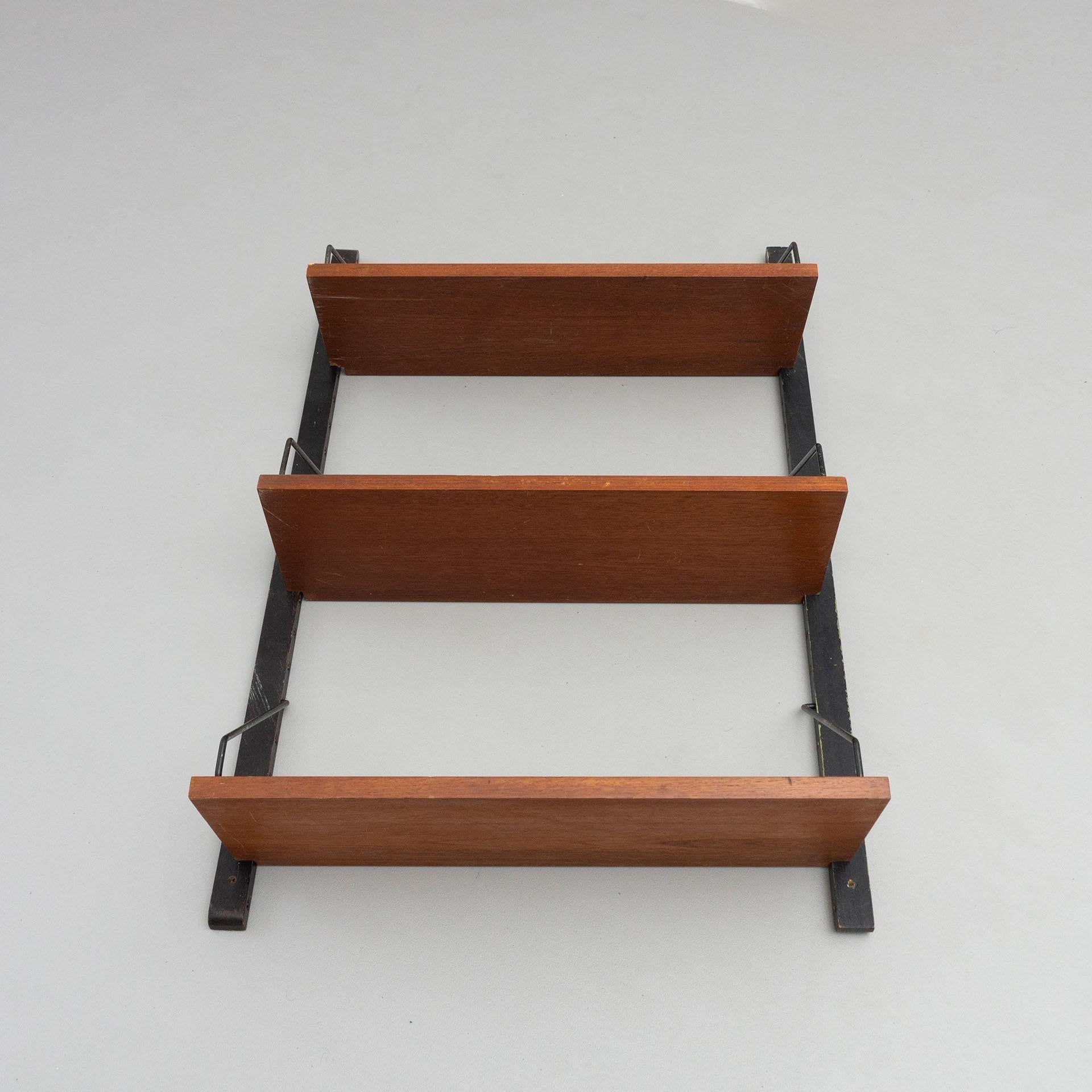royal system shelving