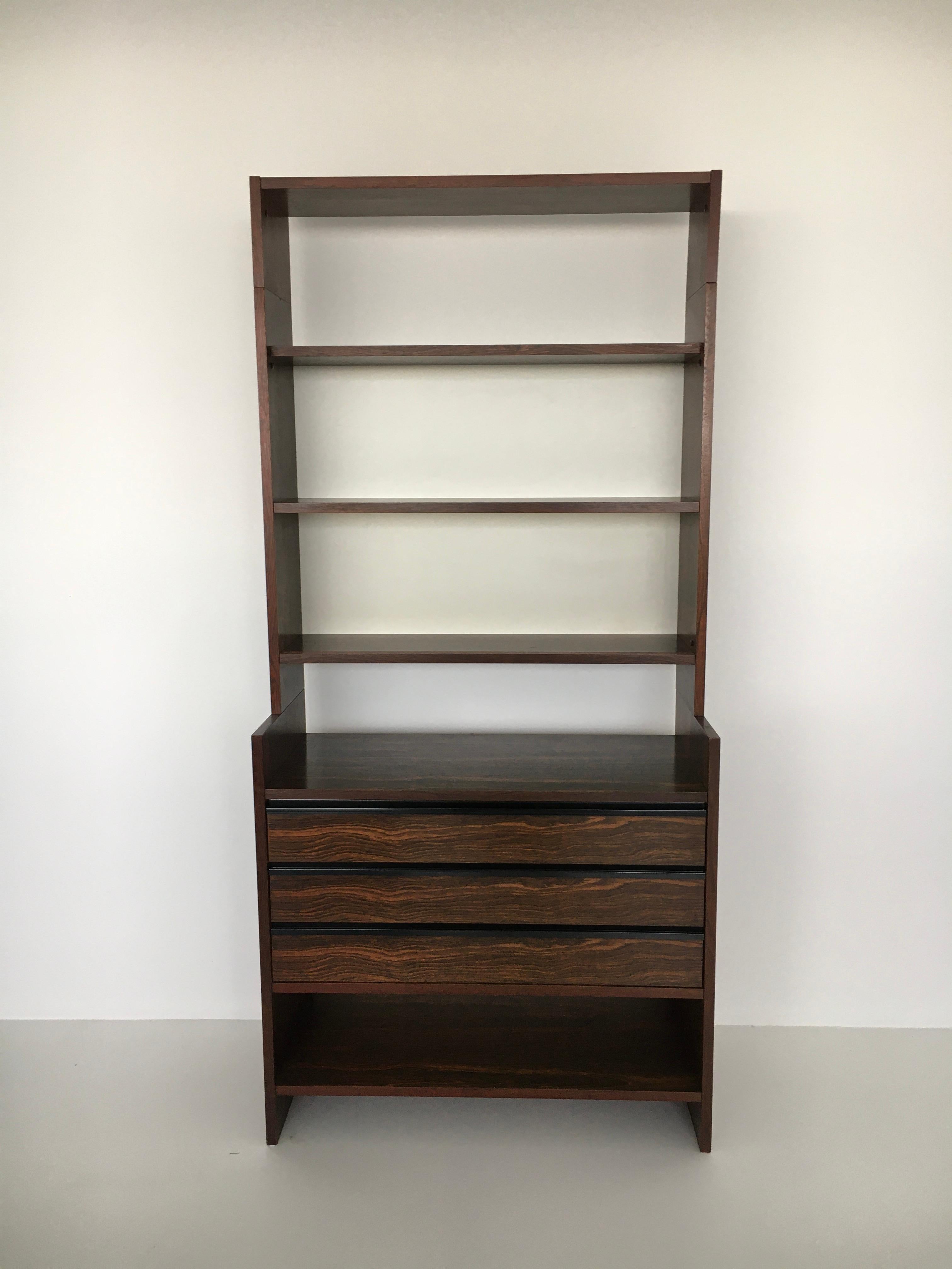Poul Cadovius for klm rosewood cabinet, 1970’s

Dimensions: 178cm H, 84cm W, 24cmD top , 40cm D bottom
Designer: Poul Cadovius
Period: 1960’s
Condition: Good