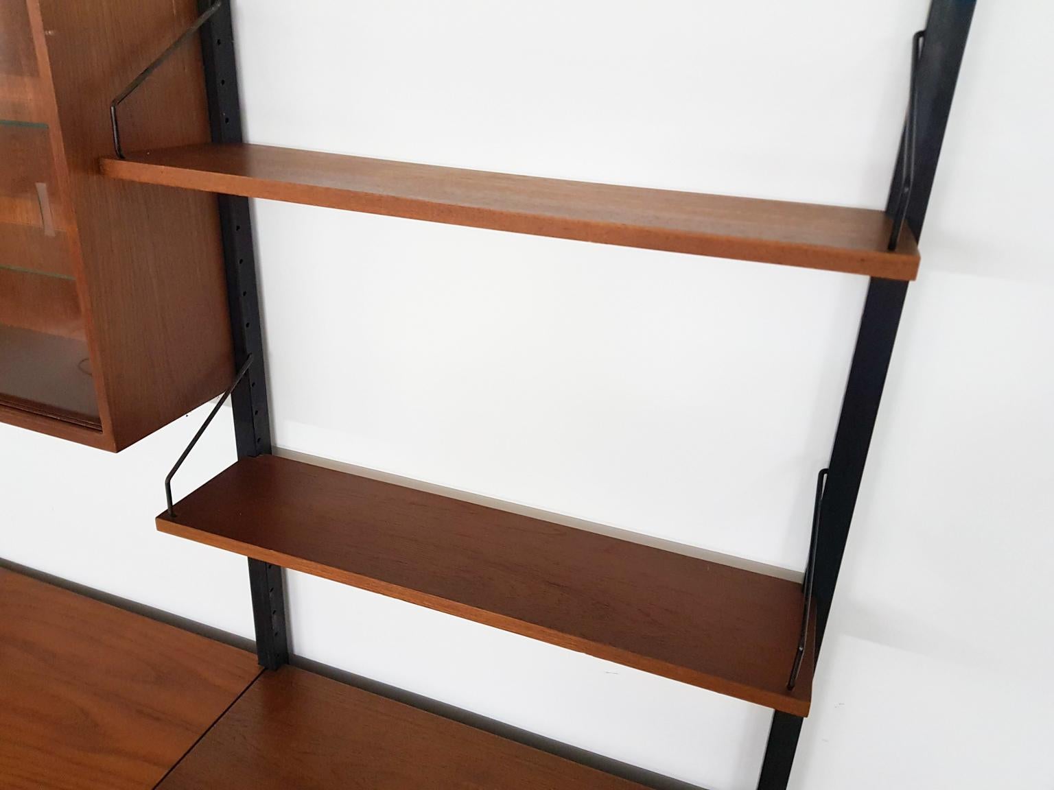 20th Century Poul Cadovius for Royal System Wall System Book Shelves in Teak, Denmark, 1950s For Sale
