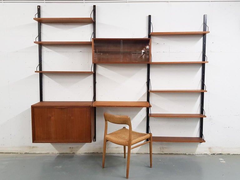 Scandinavian Modern Poul Cadovius for Royal System Wall Unit / Book Shelves in Teak, Denmark, 1950s For Sale
