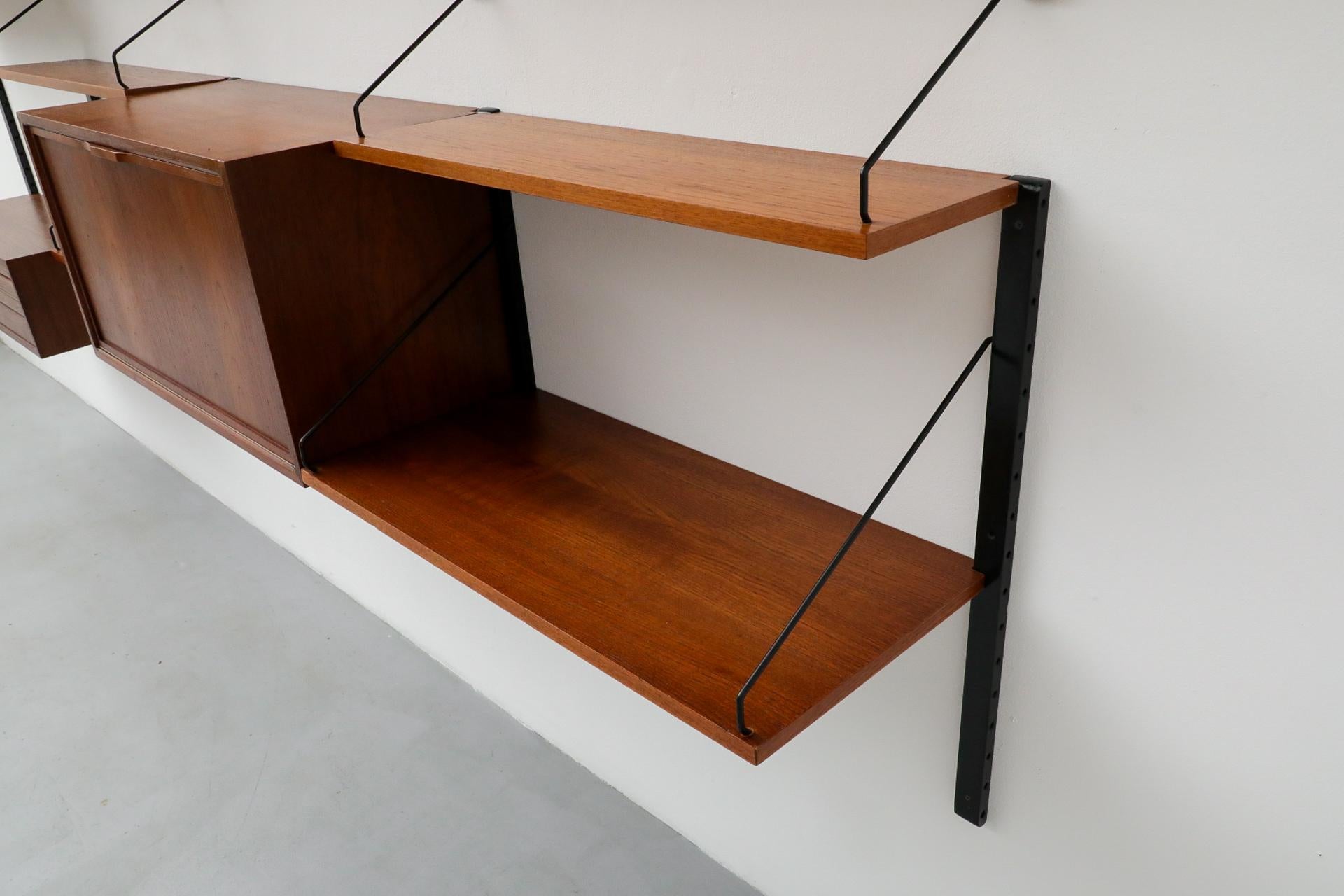 Poul Cadovius Four Section Shelving System for Royal System in Teak 9