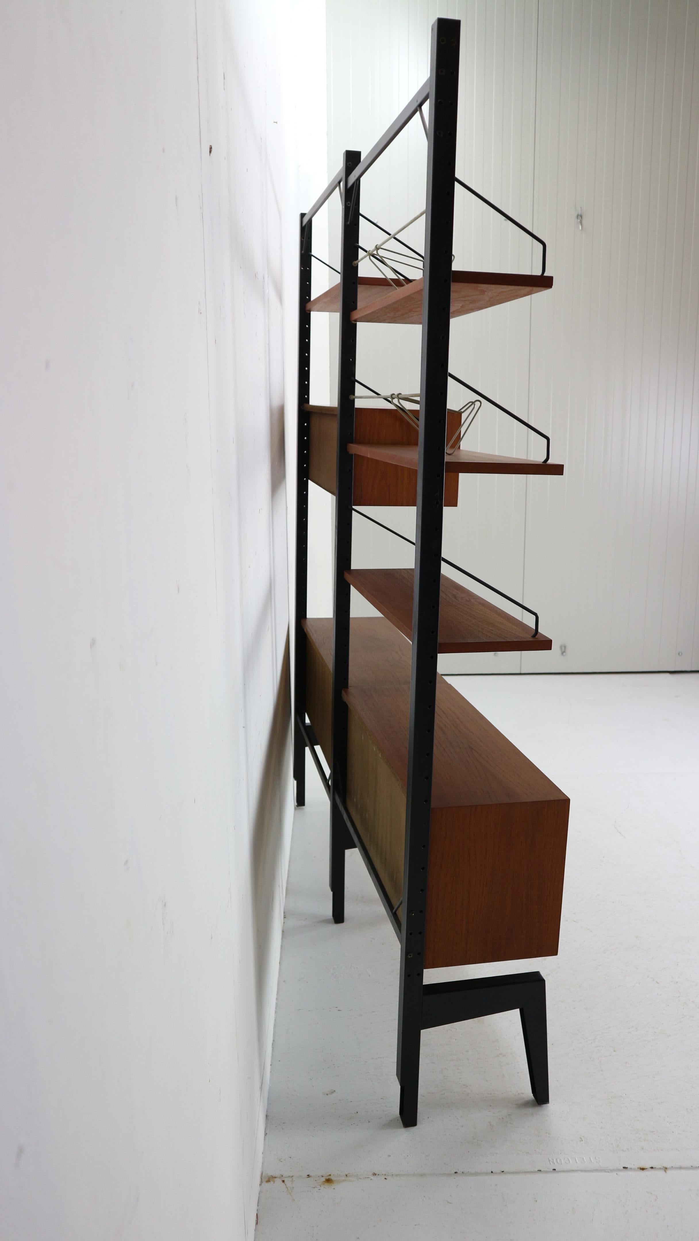 Poul Cadovius Freestanding Modular Wall Unit System for Royal System, 1960s 12