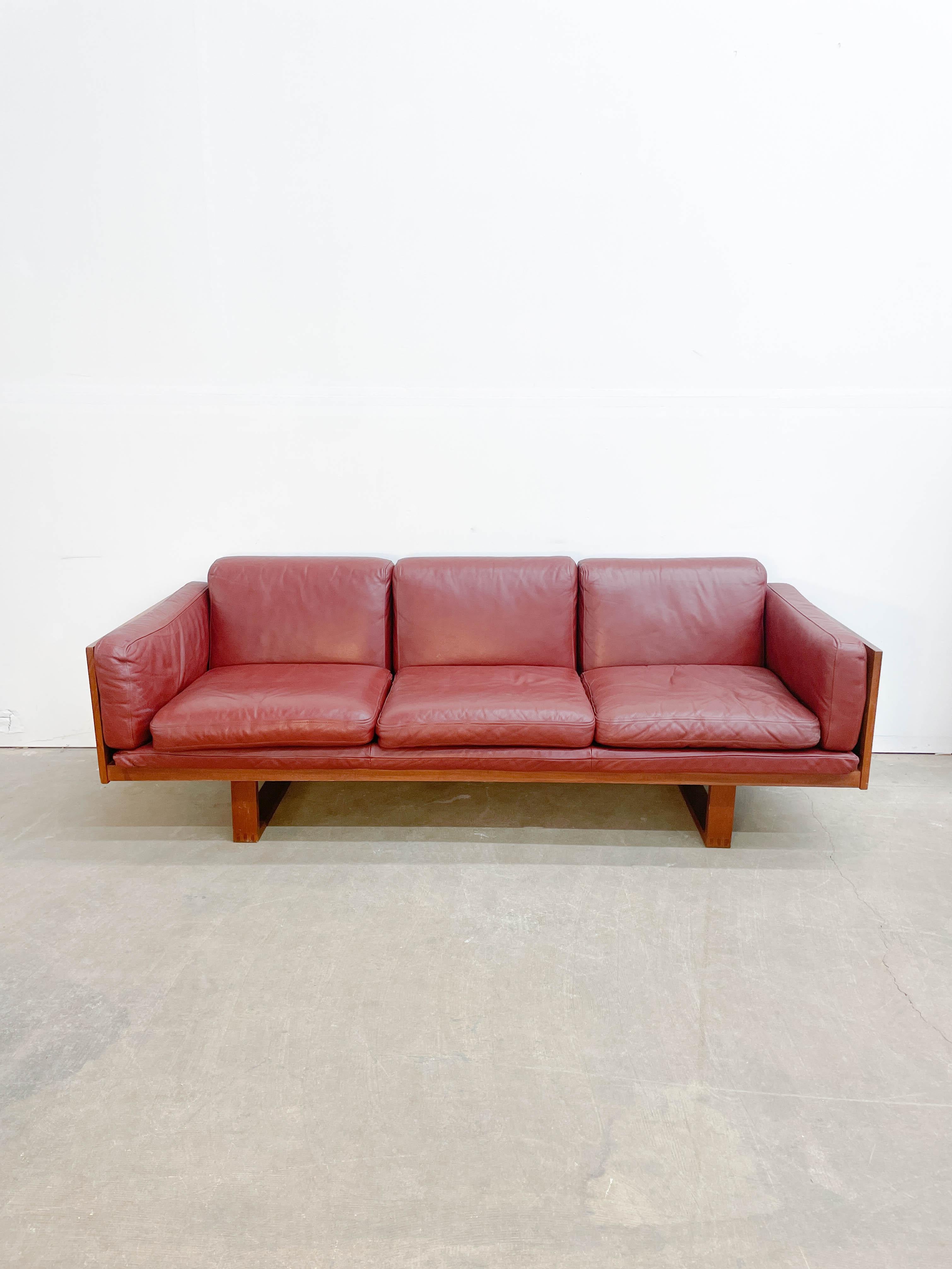 Mid-Century Modern Poul Cadovius Governor Sofa in Teak and Leather