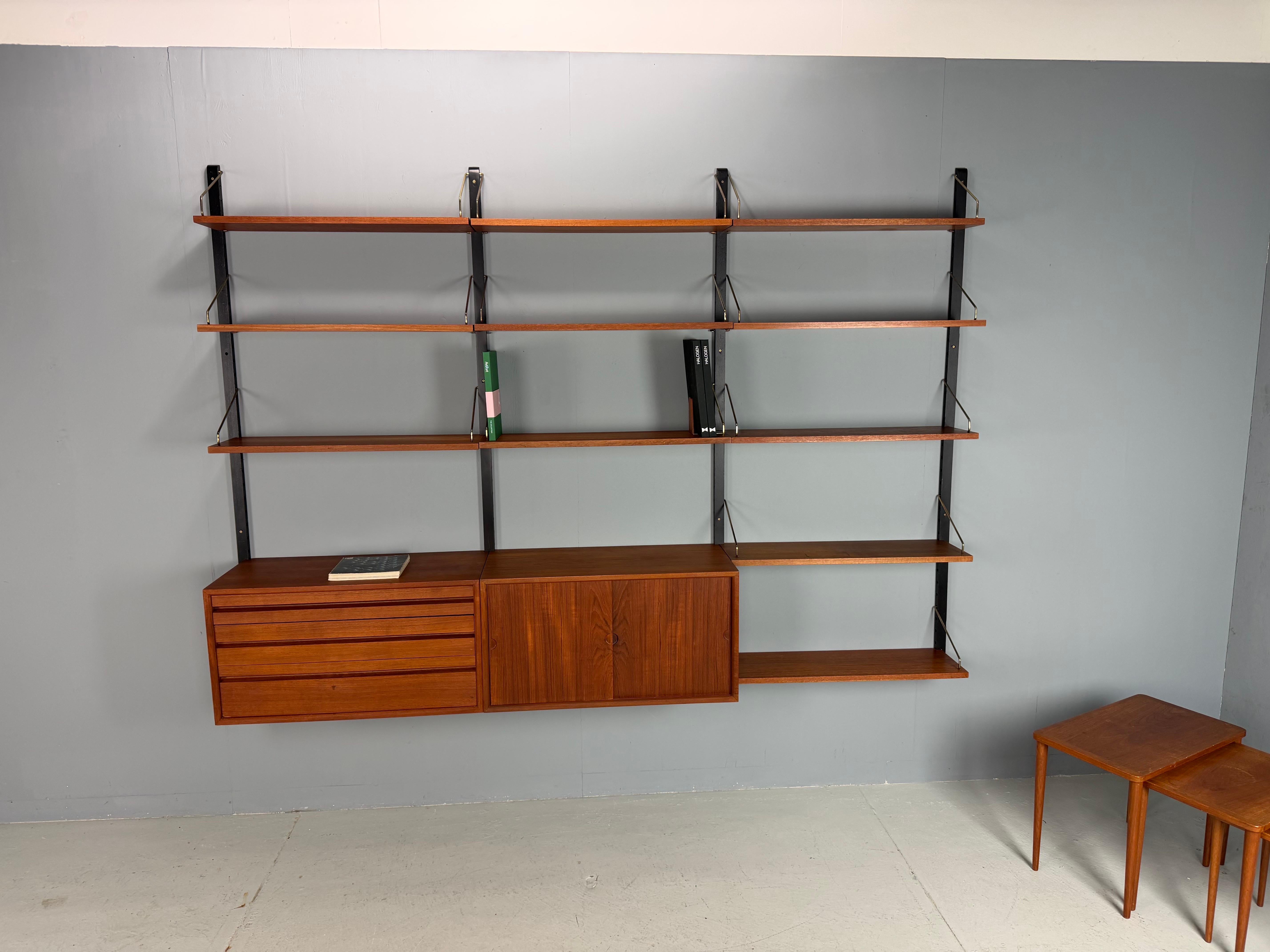 Modularer Teakholz-Wandregal von Poul Cadovius für Cado, Mid-Century Modern, 1960 (Moderne der Mitte des Jahrhunderts) im Angebot