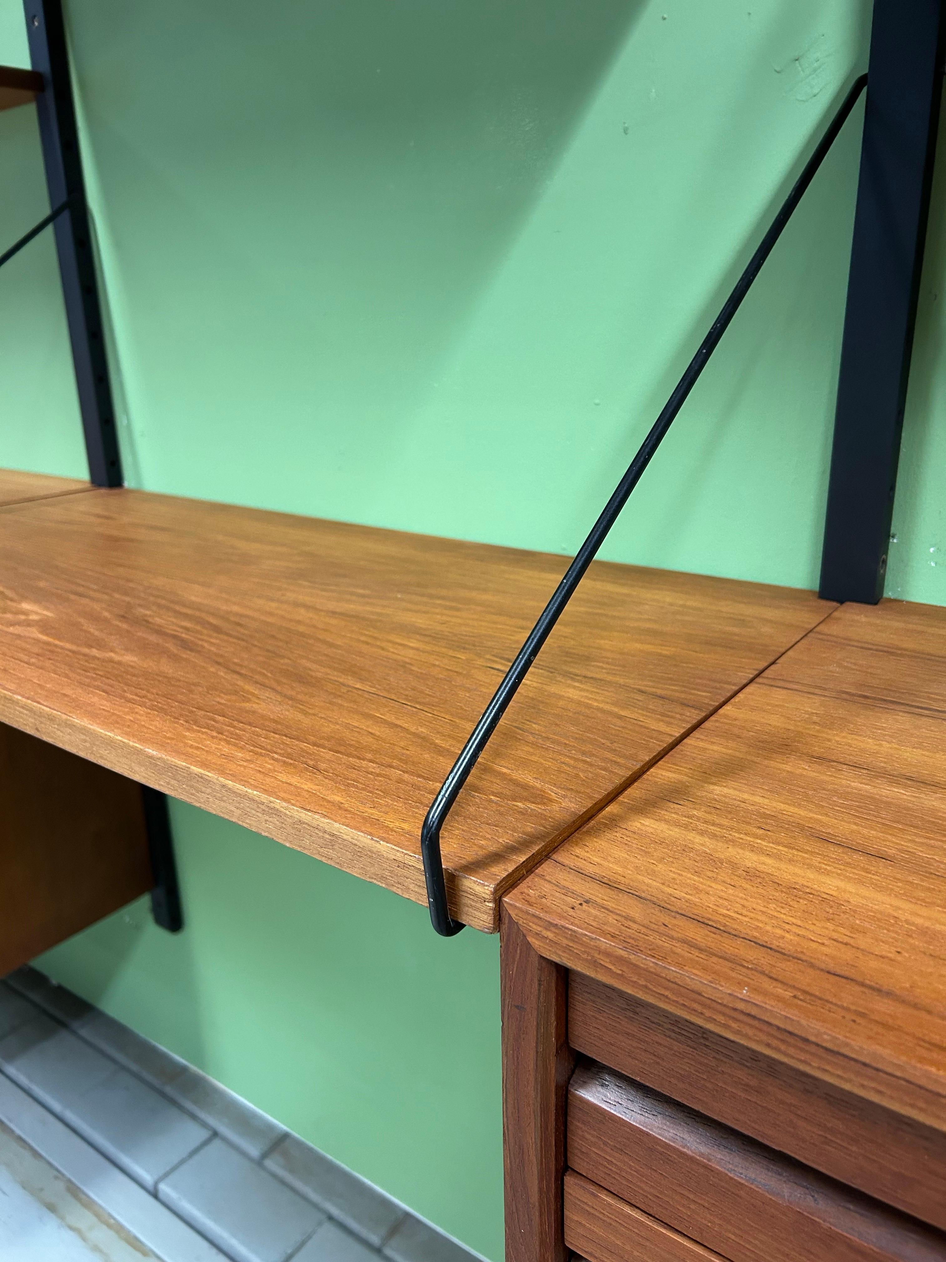 Danish Poul Cadovius Mid- Century Modern Modular Teak Wall Unit Shelving for Cado, 1960