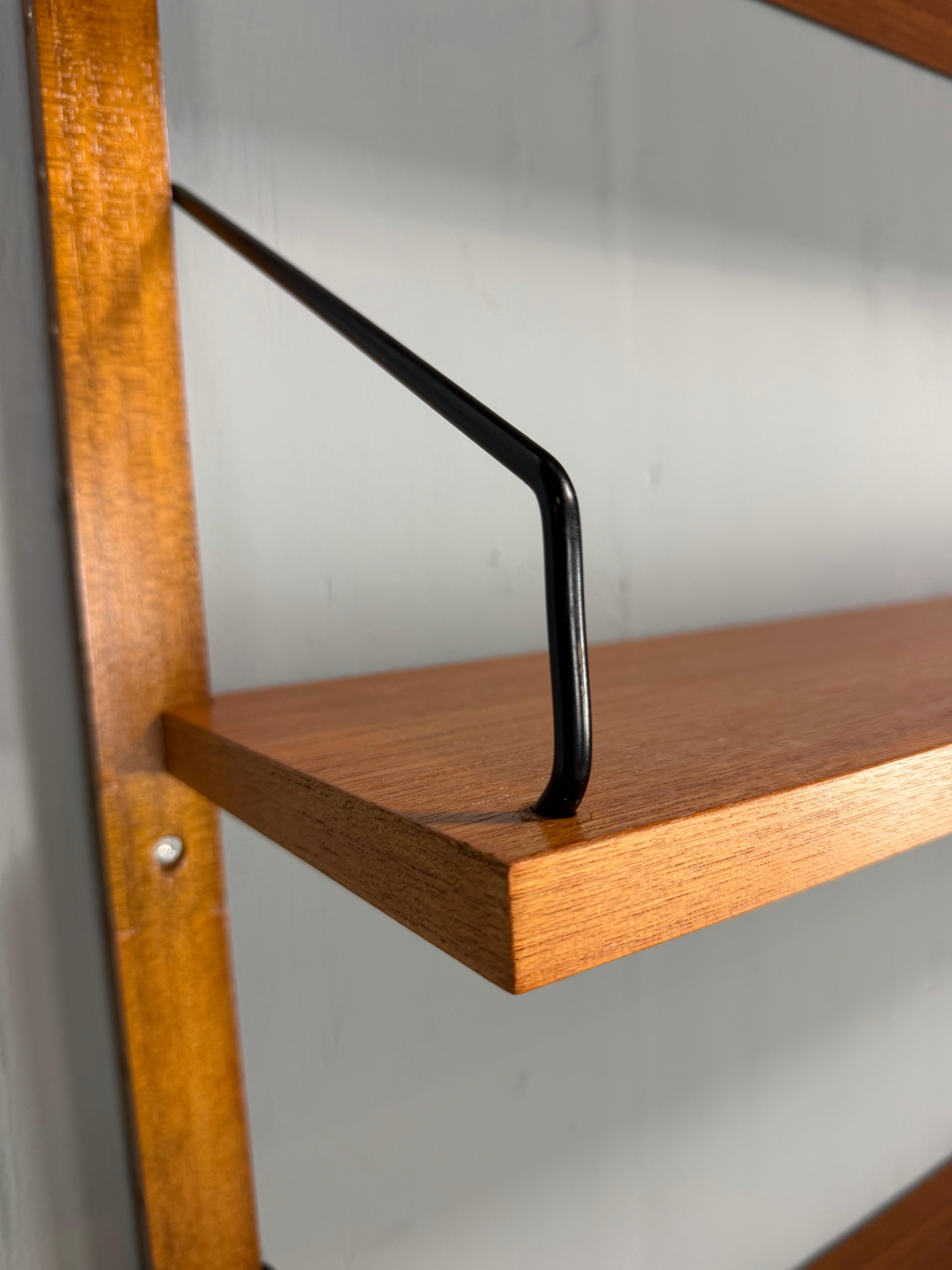 Modularer Teakholz-Wandregal von Poul Cadovius für Cado, Mid-Century Modern, 1960 (Mitte des 20. Jahrhunderts) im Angebot