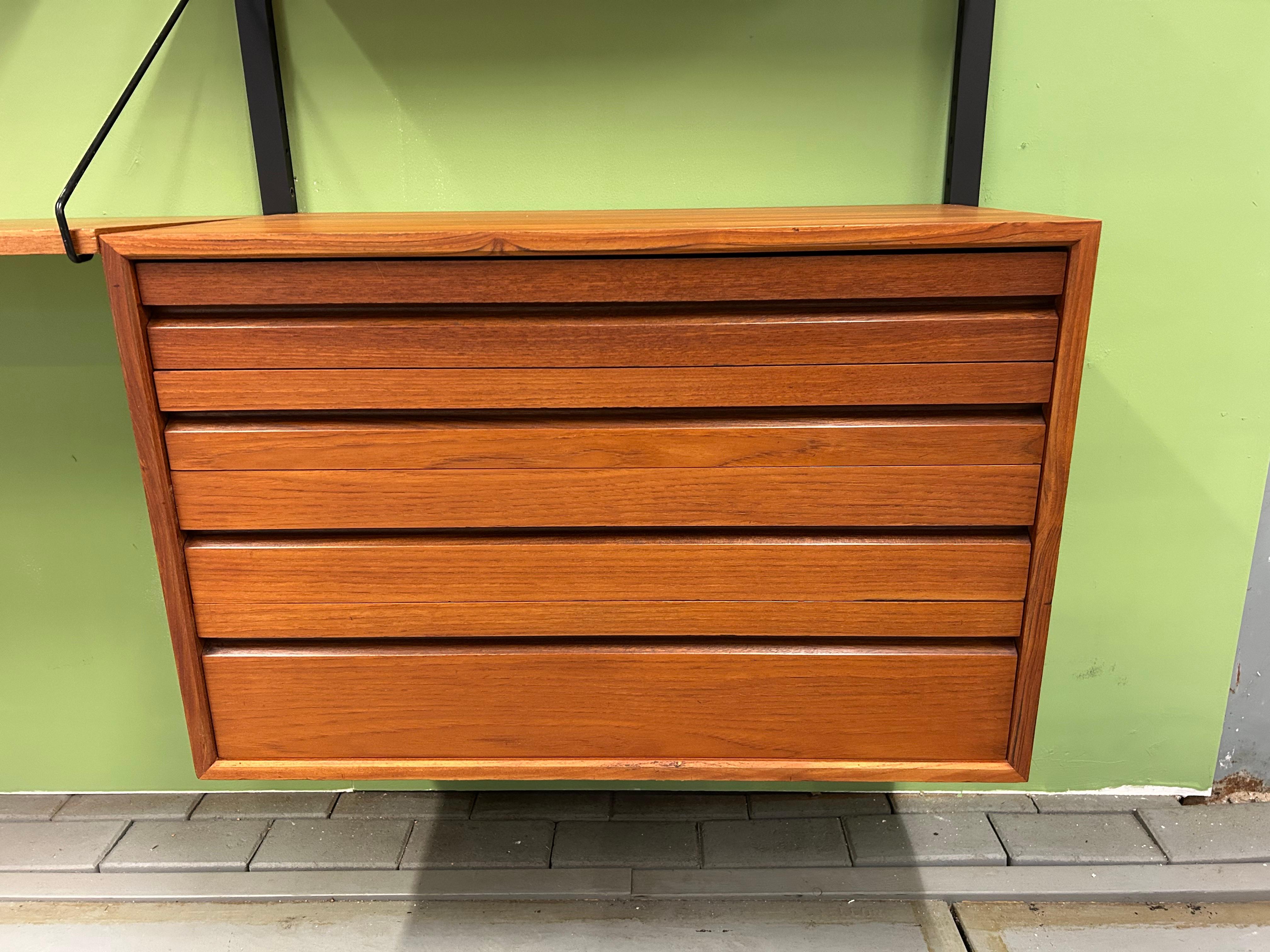 Metal Poul Cadovius Mid- Century Modern Modular Teak Wall Unit Shelving for Cado, 1960