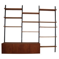 Poul Cadovius Mid- Century Modern Modular Teak Wall Unit Shelving for Cado, 1960