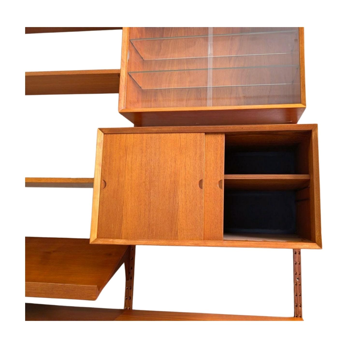 Danish Poul Cadovius Midcentury Bücher- Wandregal Royal Systeme Cado For Sale