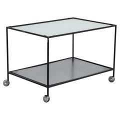 Poul Cadovius: Minimalistischer Rollwagen für Abstracta, Dänemark