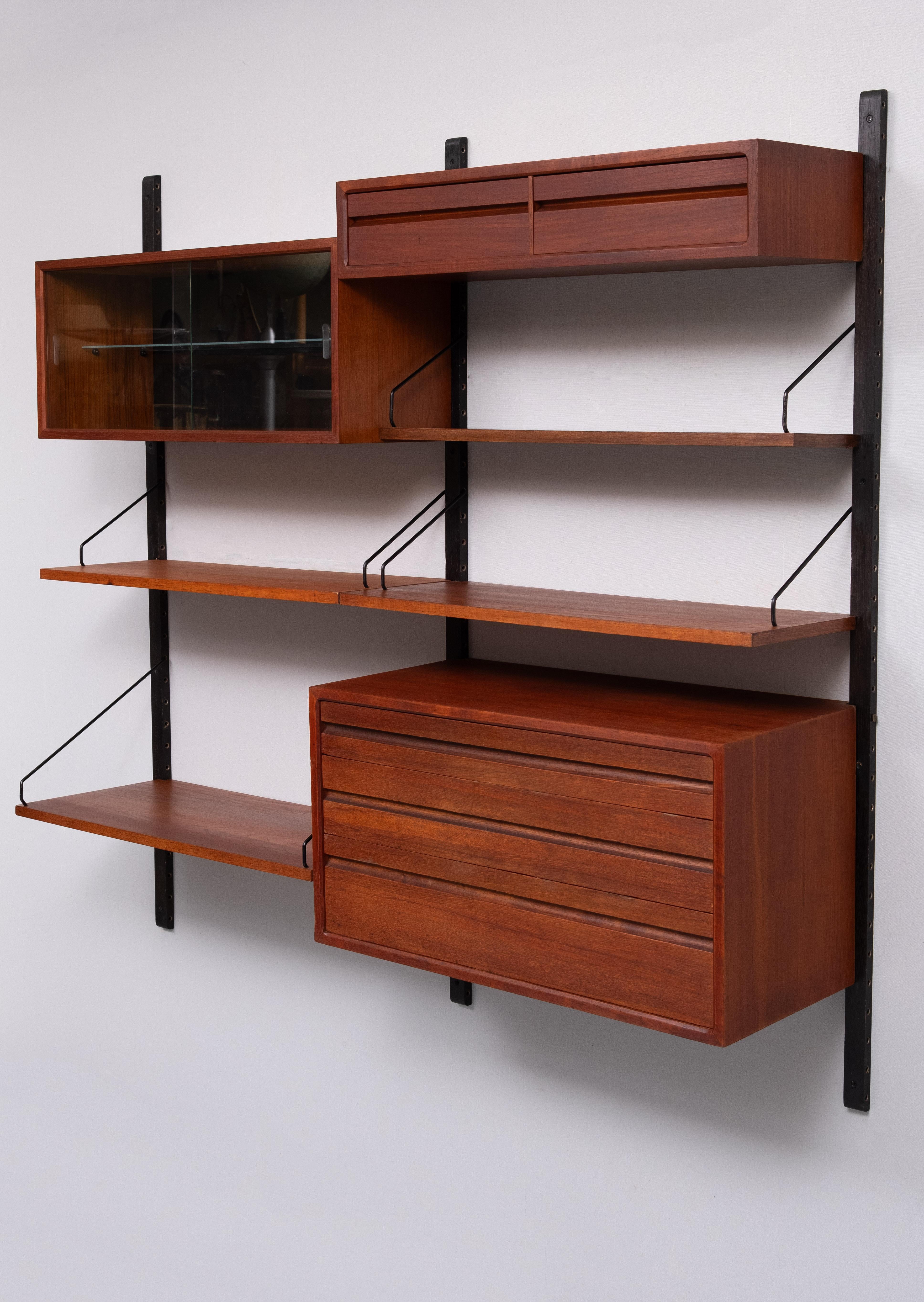 Mid-Century moderno Poul Cadovius  sistema modulare Teak Wall  Danimarca  1960s in vendita