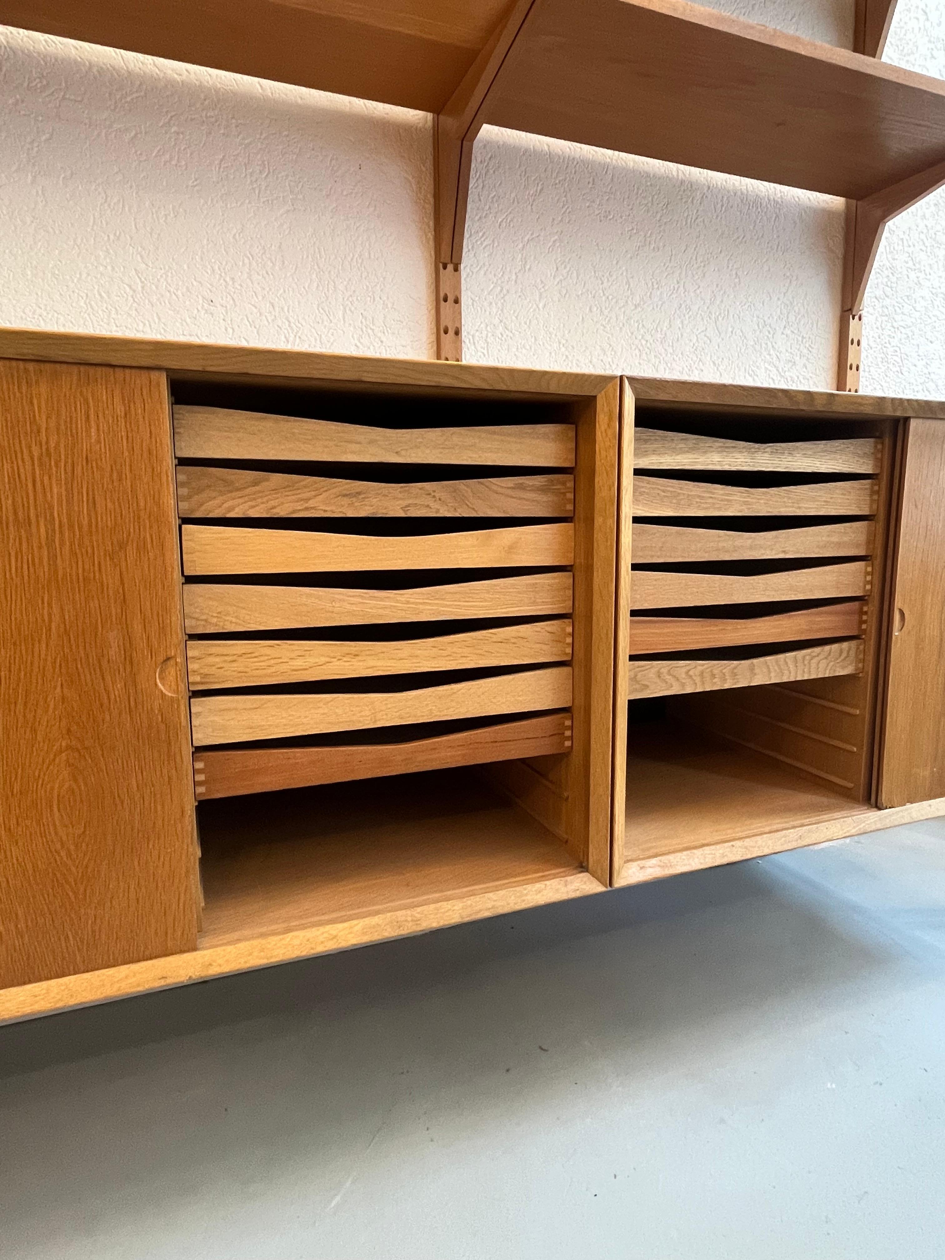 Poul Cadovius Oak Modular Shelf Royal System Wall Unit Denmark ca. 1960 For Sale 4