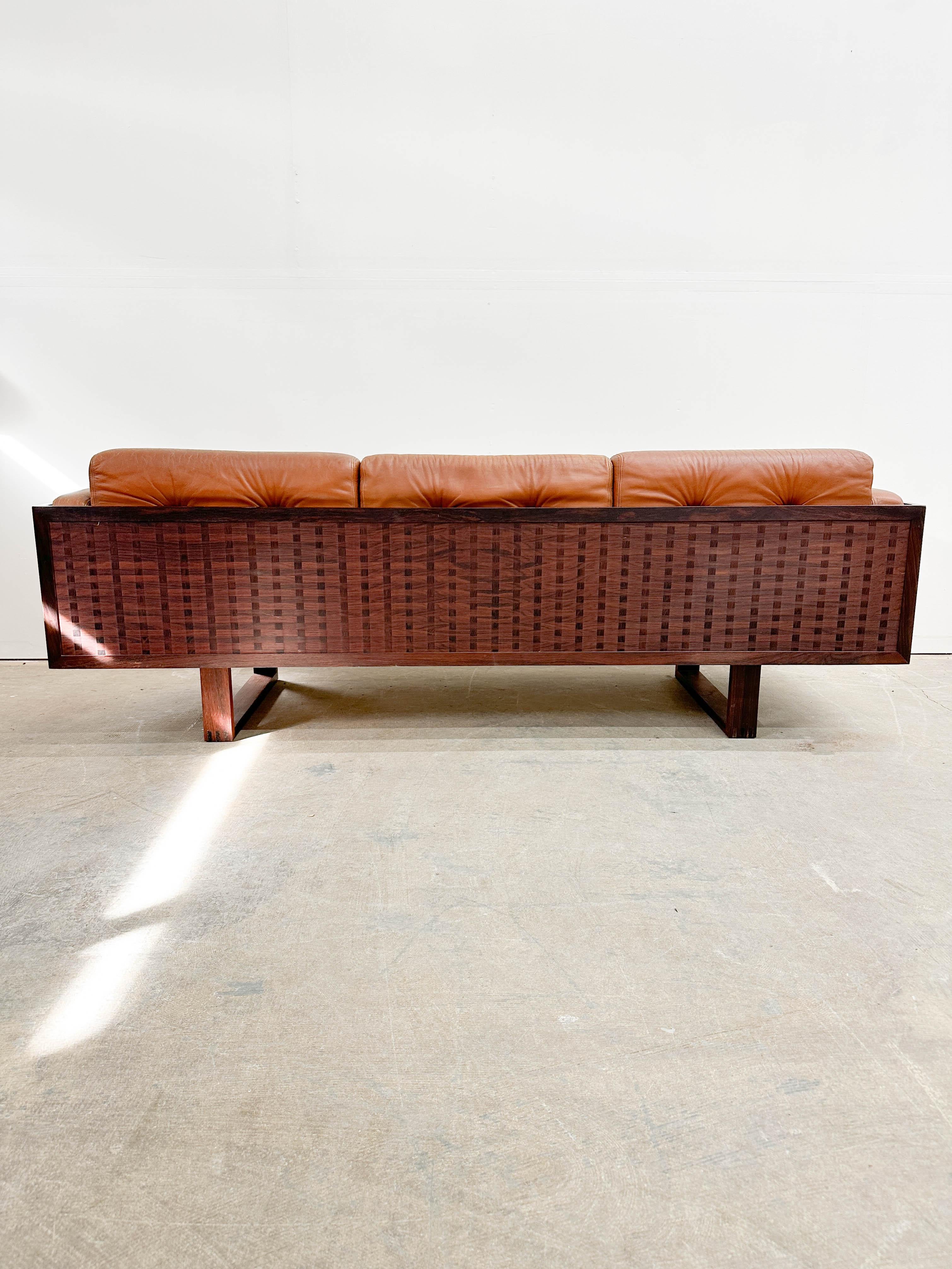 Poul Cadovius Sofa aus Rosenholz und Leder im Angebot 7