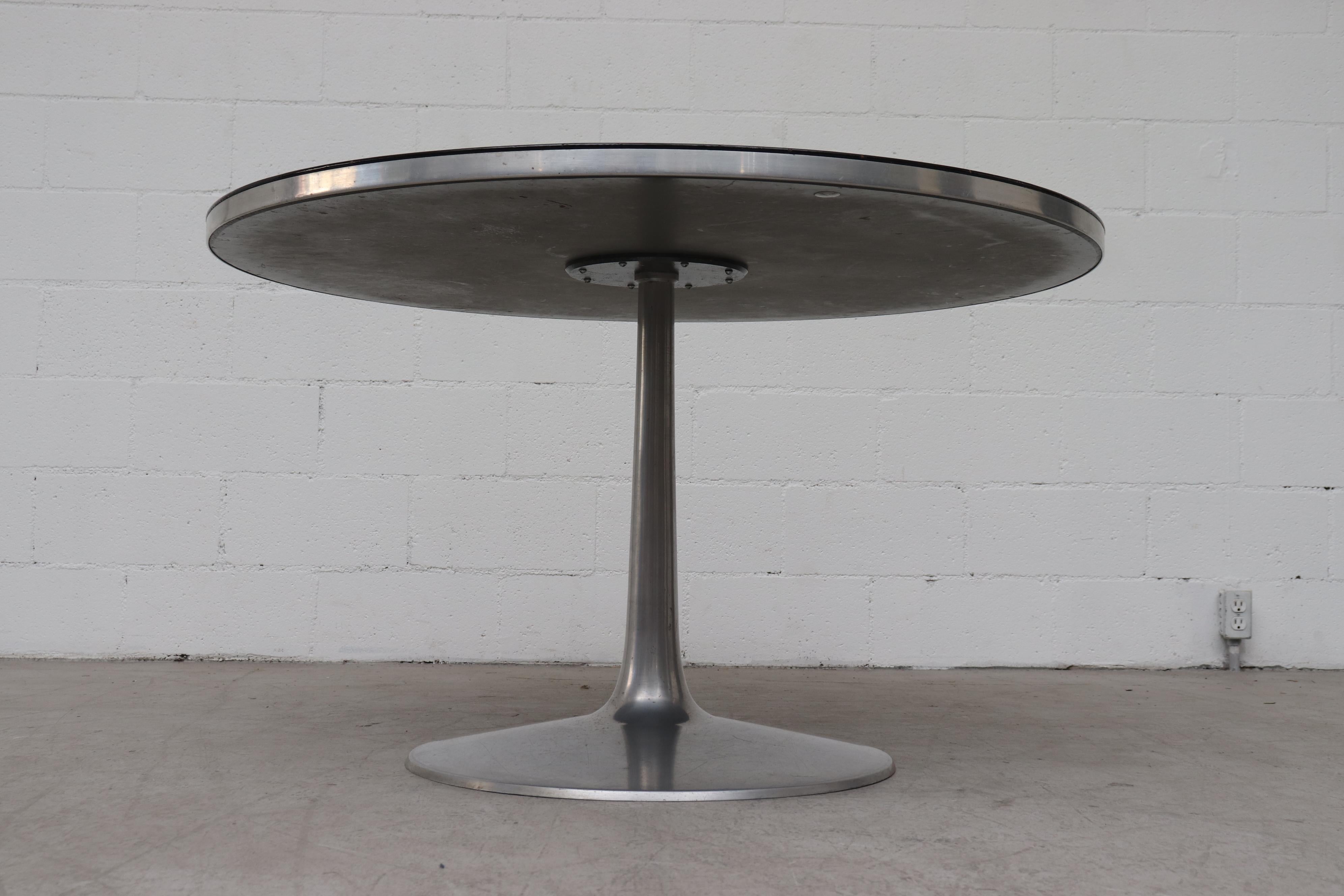 used round dining room table