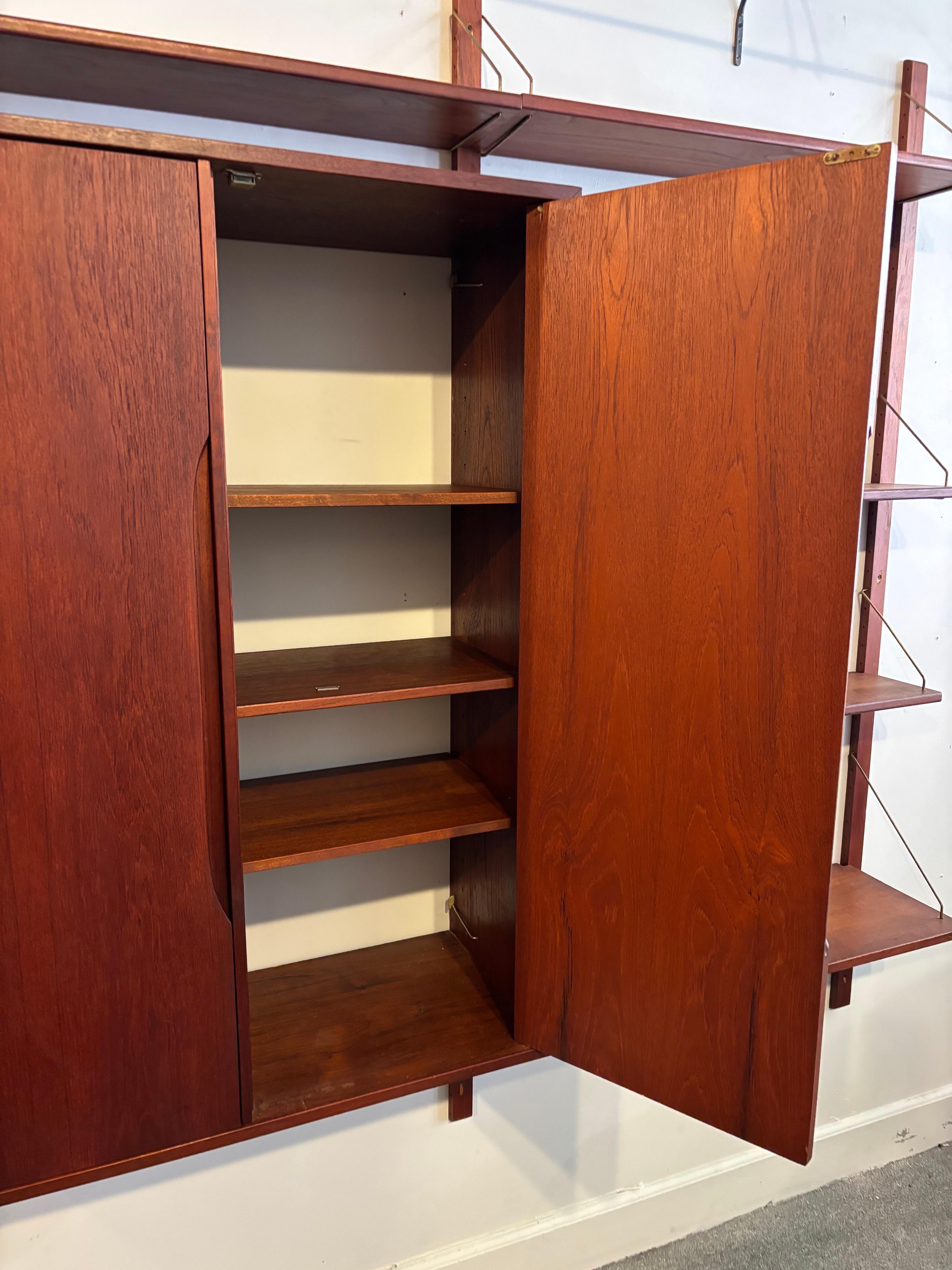 Poul Cadovius Royal System, 2 Bay Unit In Good Condition In Philadelphia, PA
