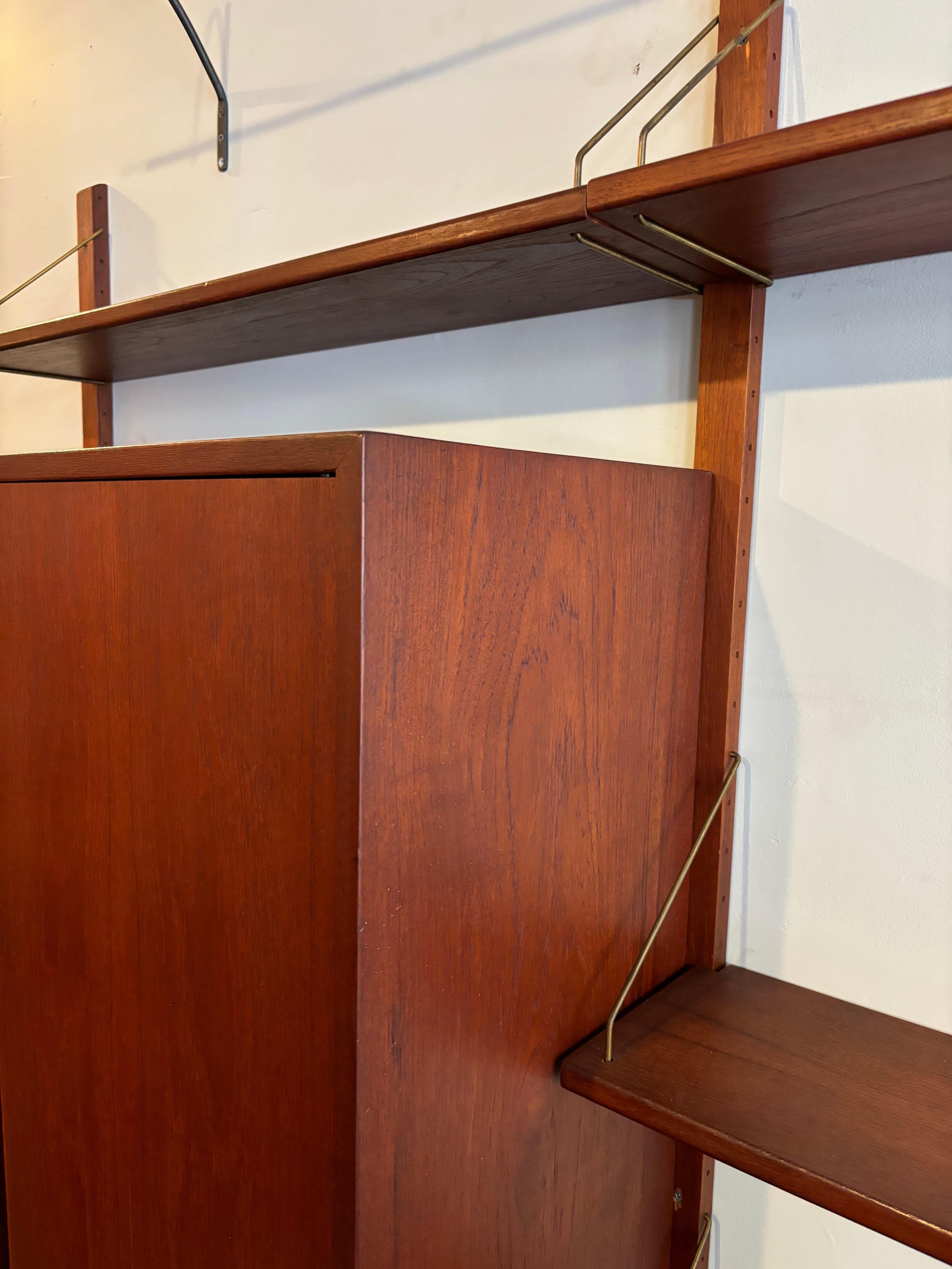 Poul Cadovius Royal System, 2 Bay Unit 1