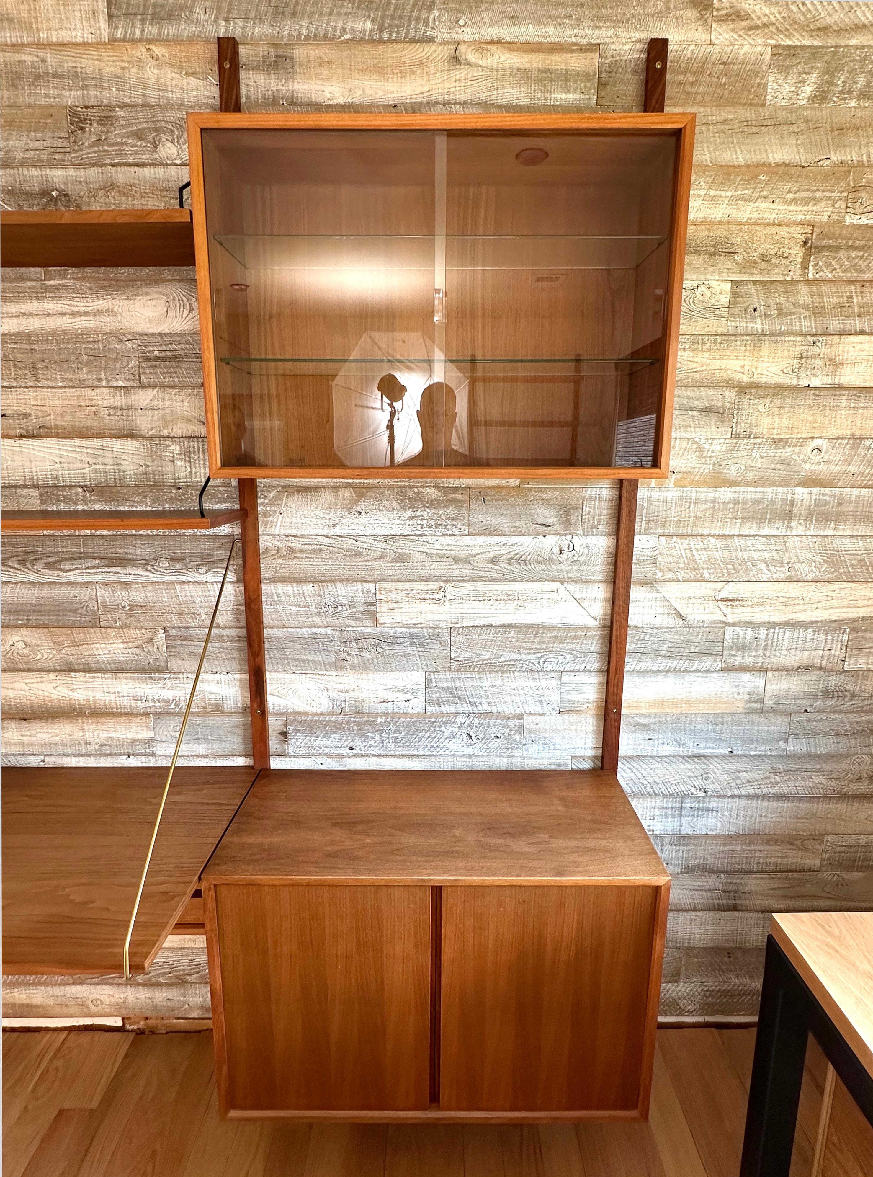 Poul Cadovius 7-Bay Royal System 4