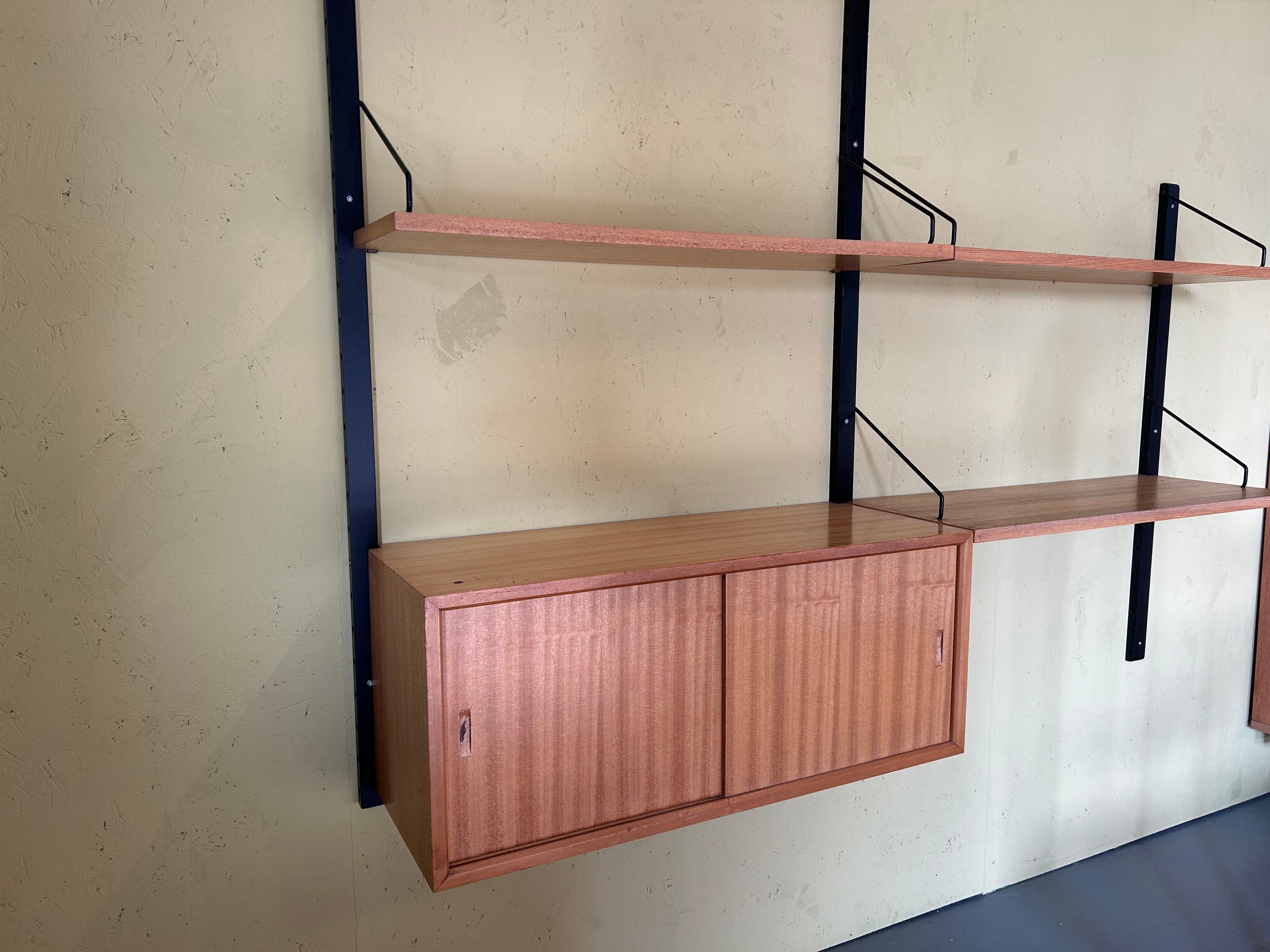 Mid-Century Modern Poul Cadovius Royal System Danish Modern Birch wood Wall Unit Shelving, 1960 For Sale