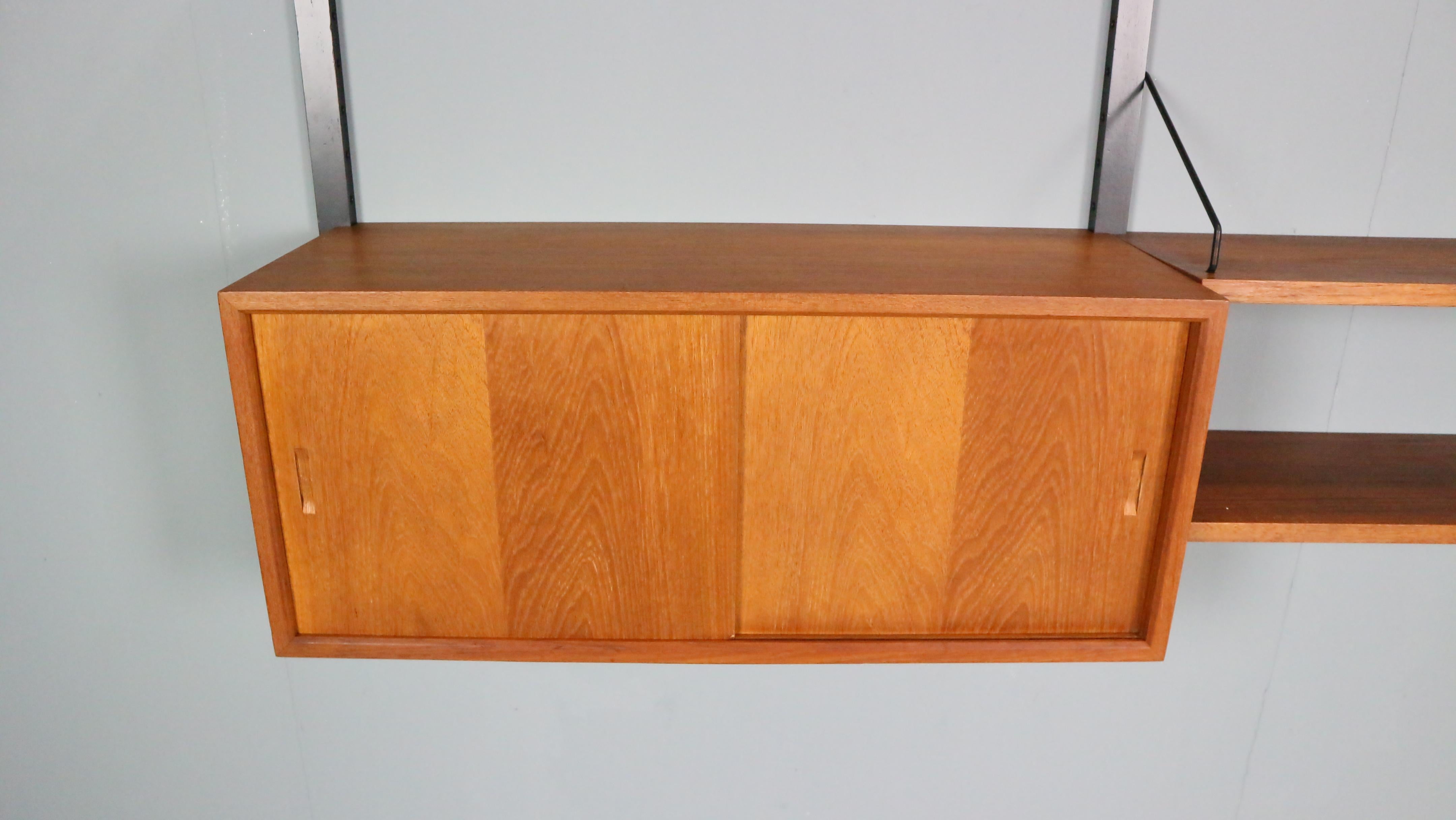 Mid-20th Century Poul Cadovius Royal System Danish Modern Teak Wall Unit Shelving, 1960